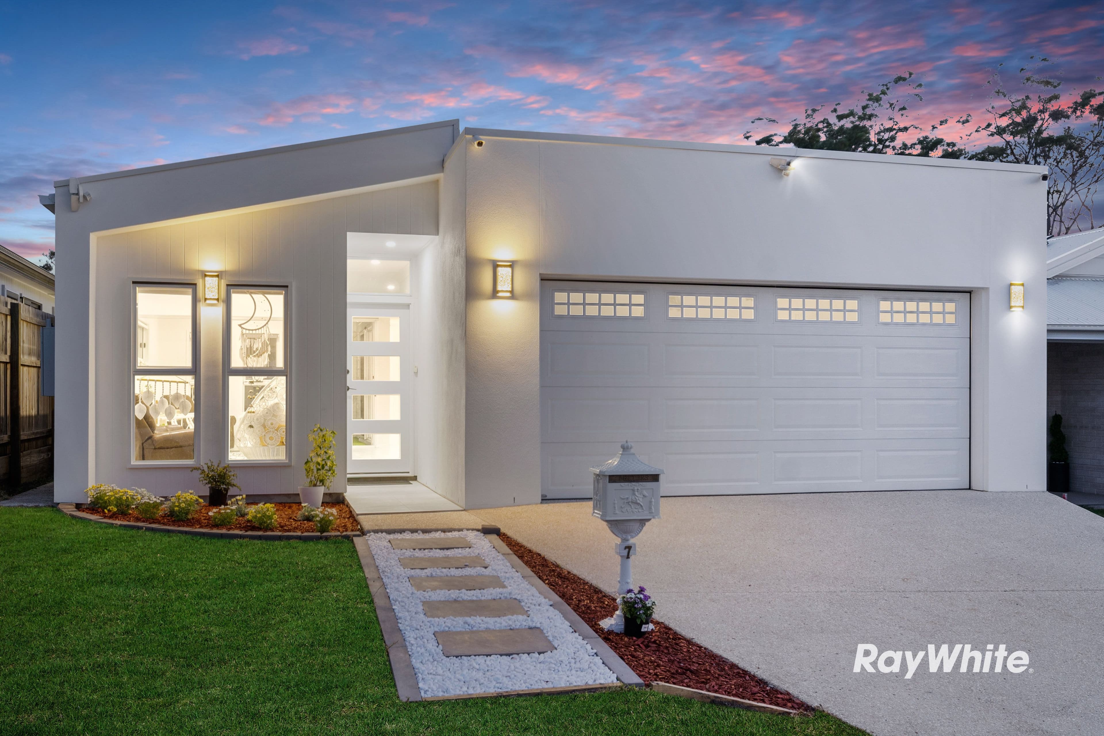 7 Livadi Street, Park Ridge QLD 4125, Park Ridge - Image 1