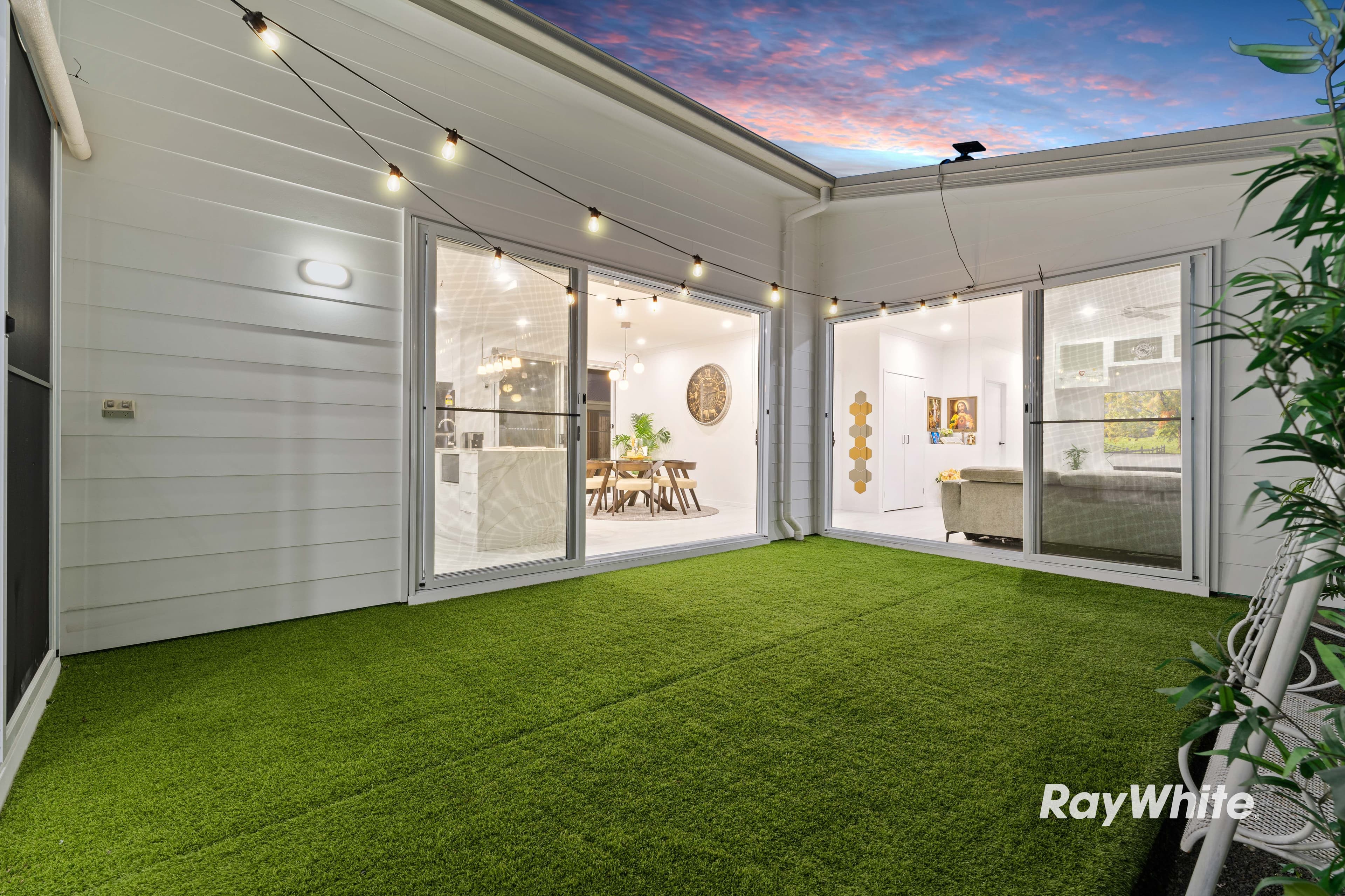 7 Livadi Street, Park Ridge QLD 4125, Park Ridge - Thumbnail 3