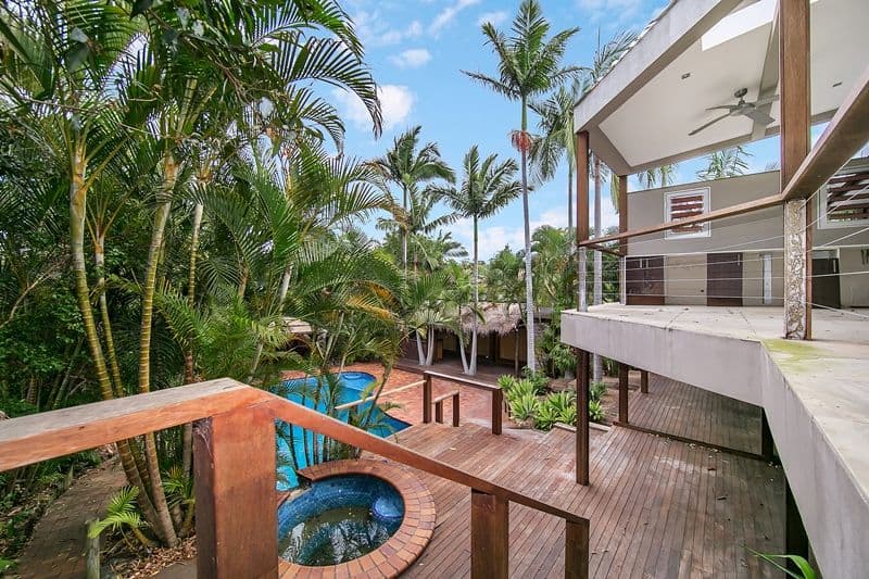 17 Tambourah Drive, BENOWA QLD 4217, Benowa - Thumbnail 3