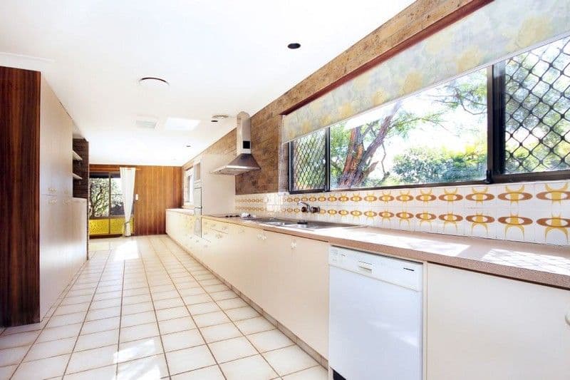 5 Todman Drive, MUDGEERABA QLD 4213, Mudgeeraba - Thumbnail 7