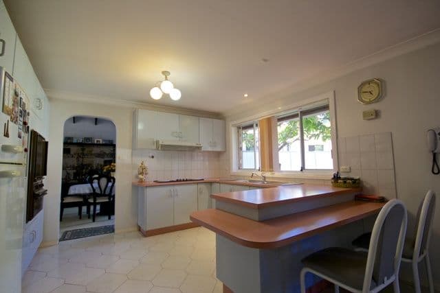 7 Herrick Street, WETHERILL PARK NSW 2164, Wetherill Park - Thumbnail 2