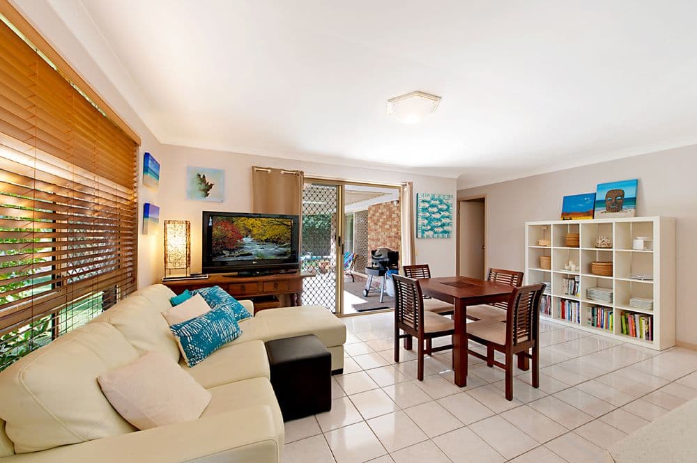 5 Cassowary Drive, BURLEIGH WATERS QLD 4220, Burleigh Waters - Thumbnail 8