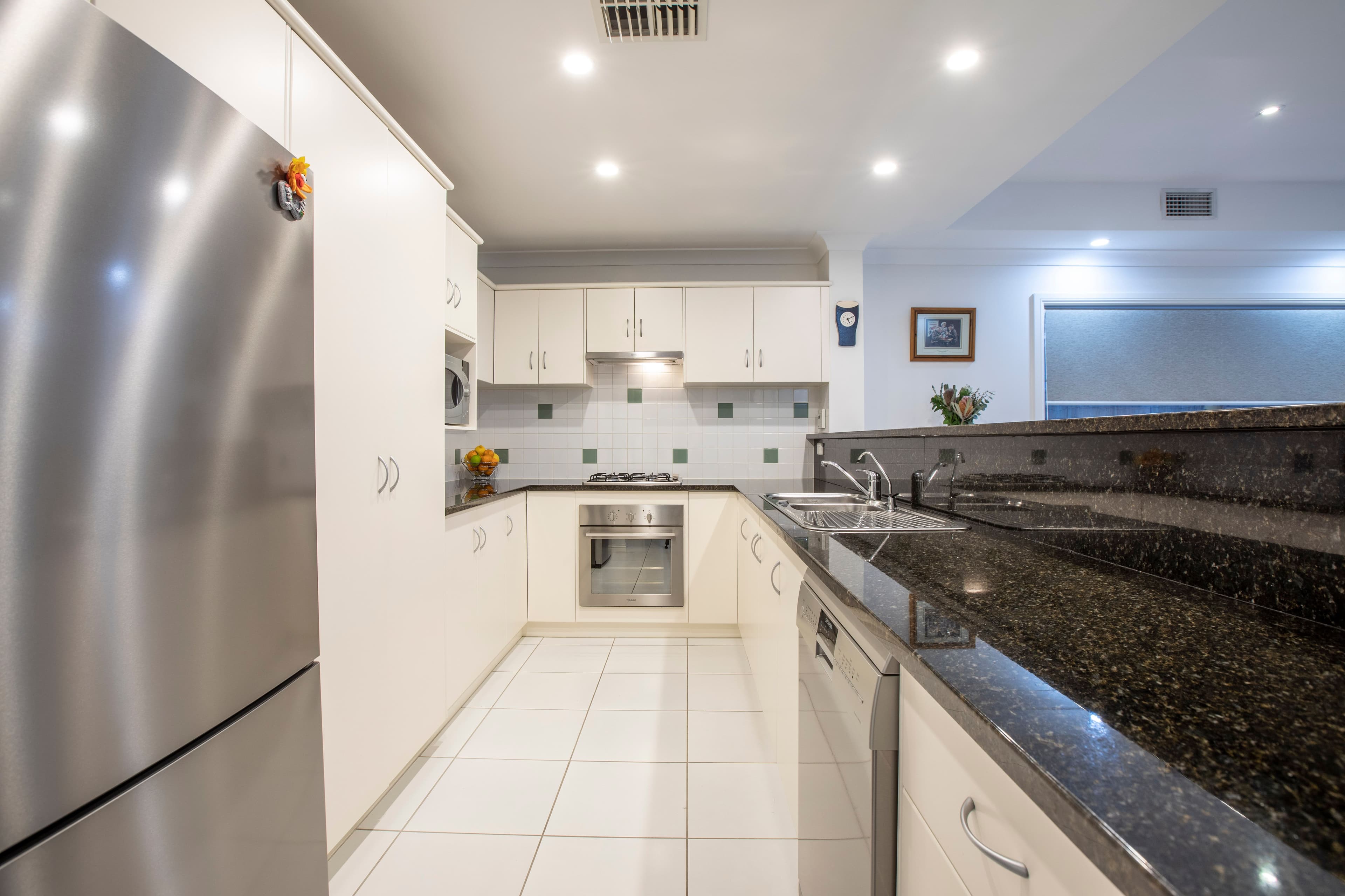 89 Henley Beach Road, Henley Beach South SA 5022, Henley Beach South - Thumbnail 2