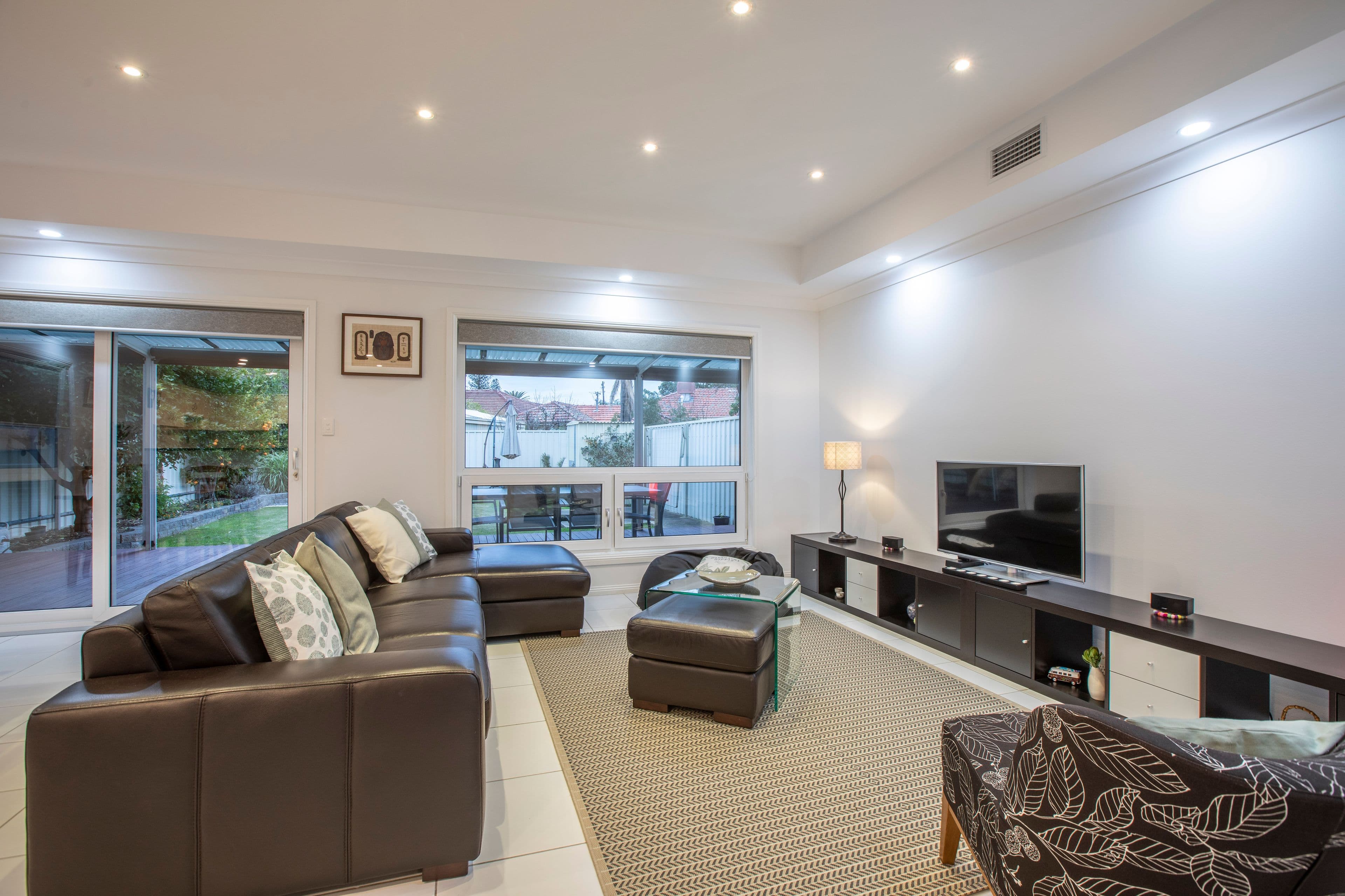 89 Henley Beach Road, Henley Beach South SA 5022, Henley Beach South - Thumbnail 3