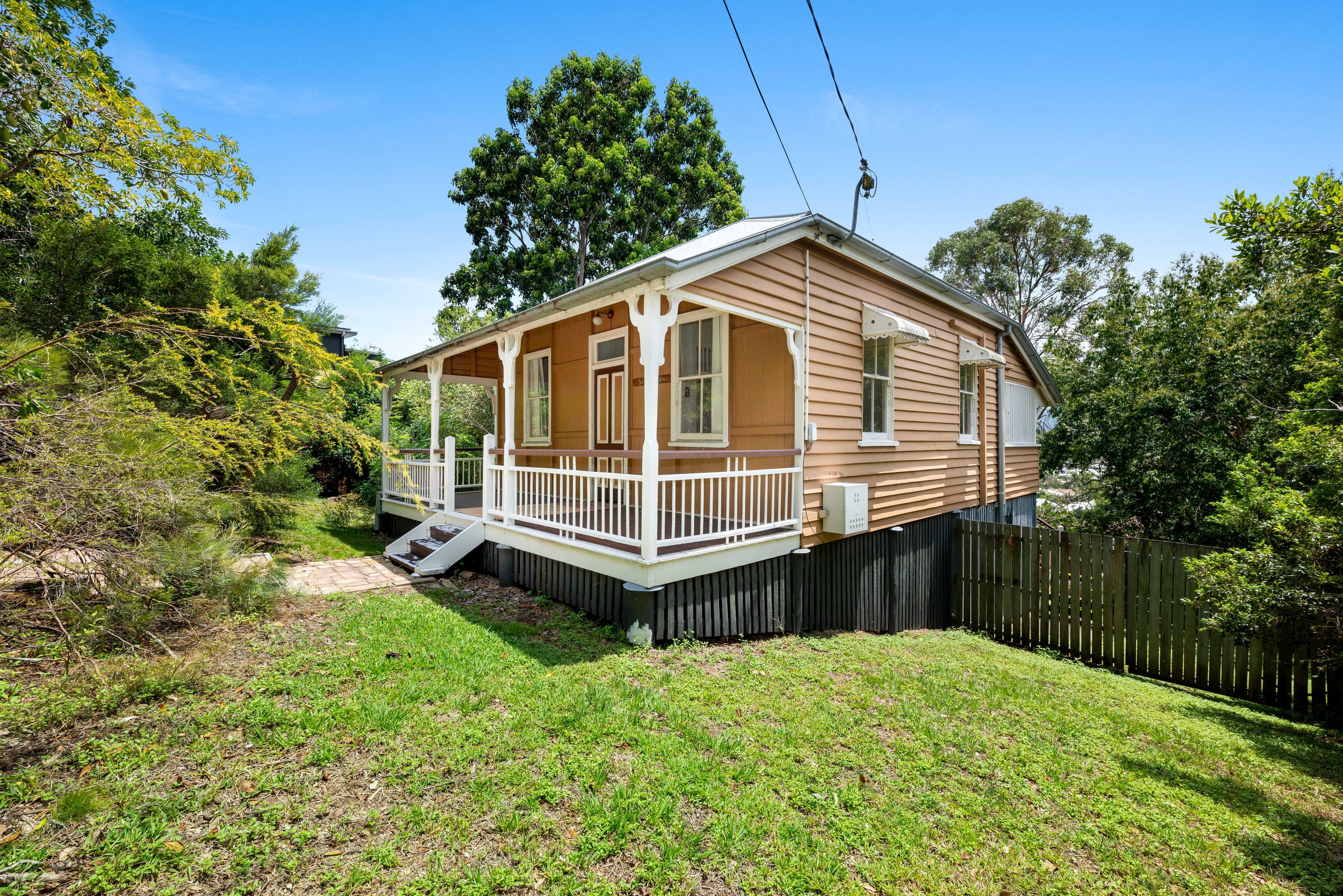 16 Quarry Road, Alderley QLD 4051, Alderley - Thumbnail 2