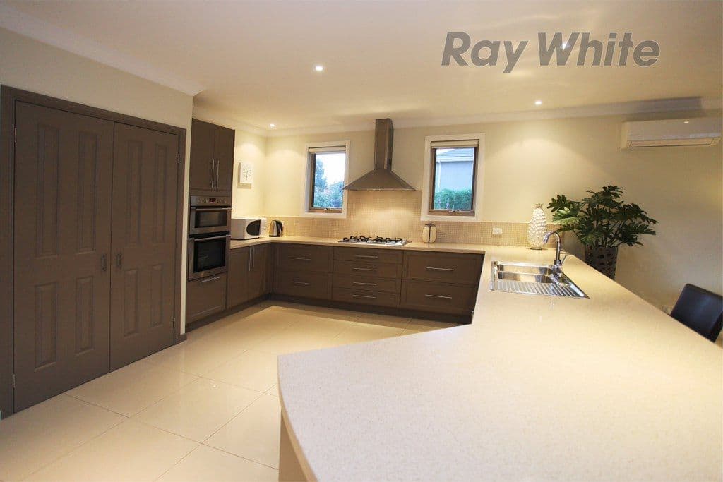 25 River Walk Drive, POINT COOK VIC 3030, Point Cook - Thumbnail 5