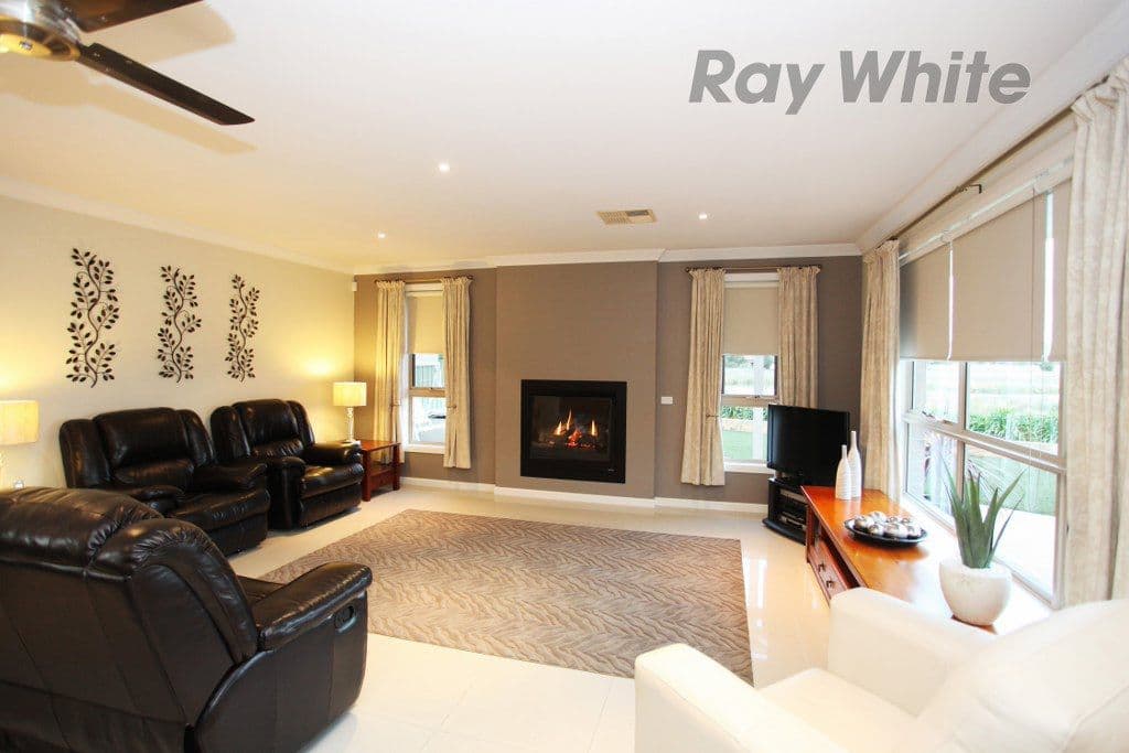 25 River Walk Drive, POINT COOK VIC 3030, Point Cook - Thumbnail 7