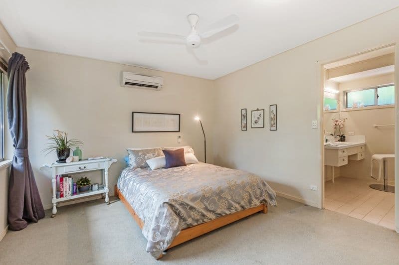 13 Strathspey Street, Kenmore QLD 4069, Kenmore - Thumbnail 6