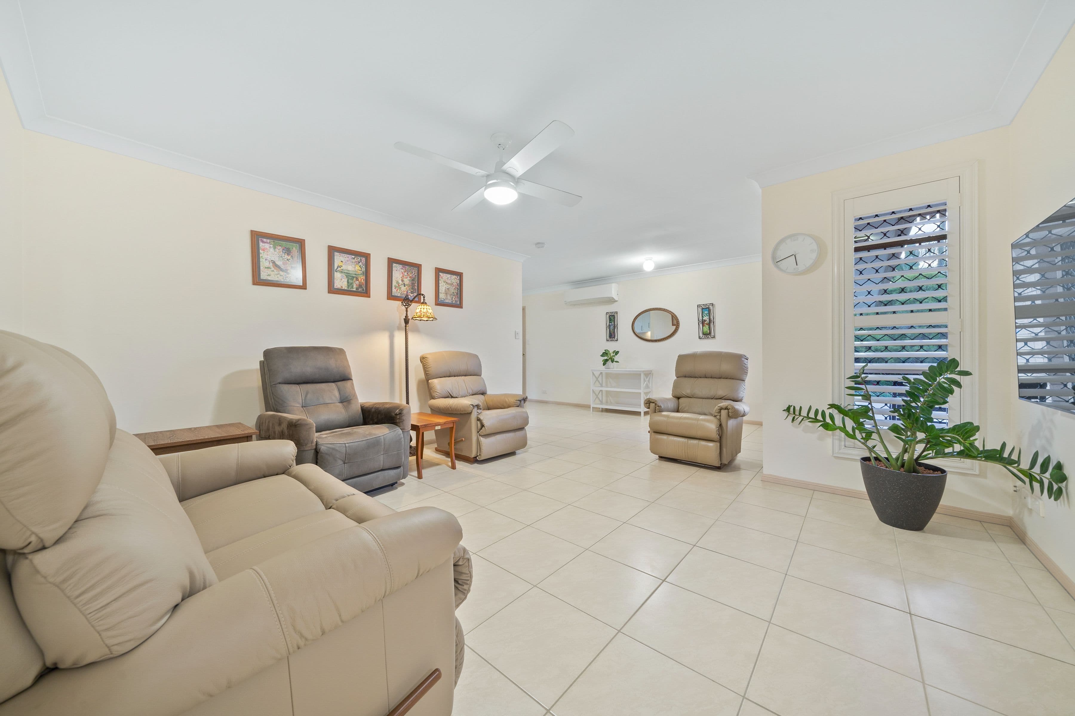 10 Leicestershire Close, Heritage Park QLD 4118, Heritage Park - Thumbnail 2