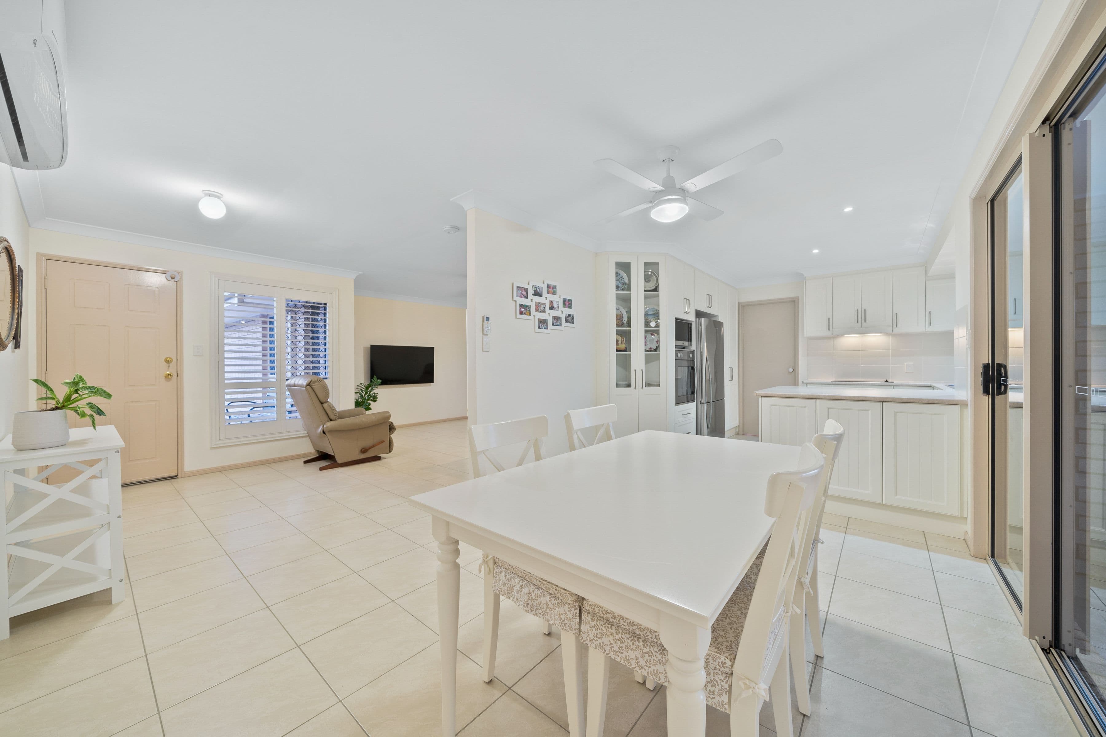 10 Leicestershire Close, Heritage Park QLD 4118, Heritage Park - Thumbnail 3