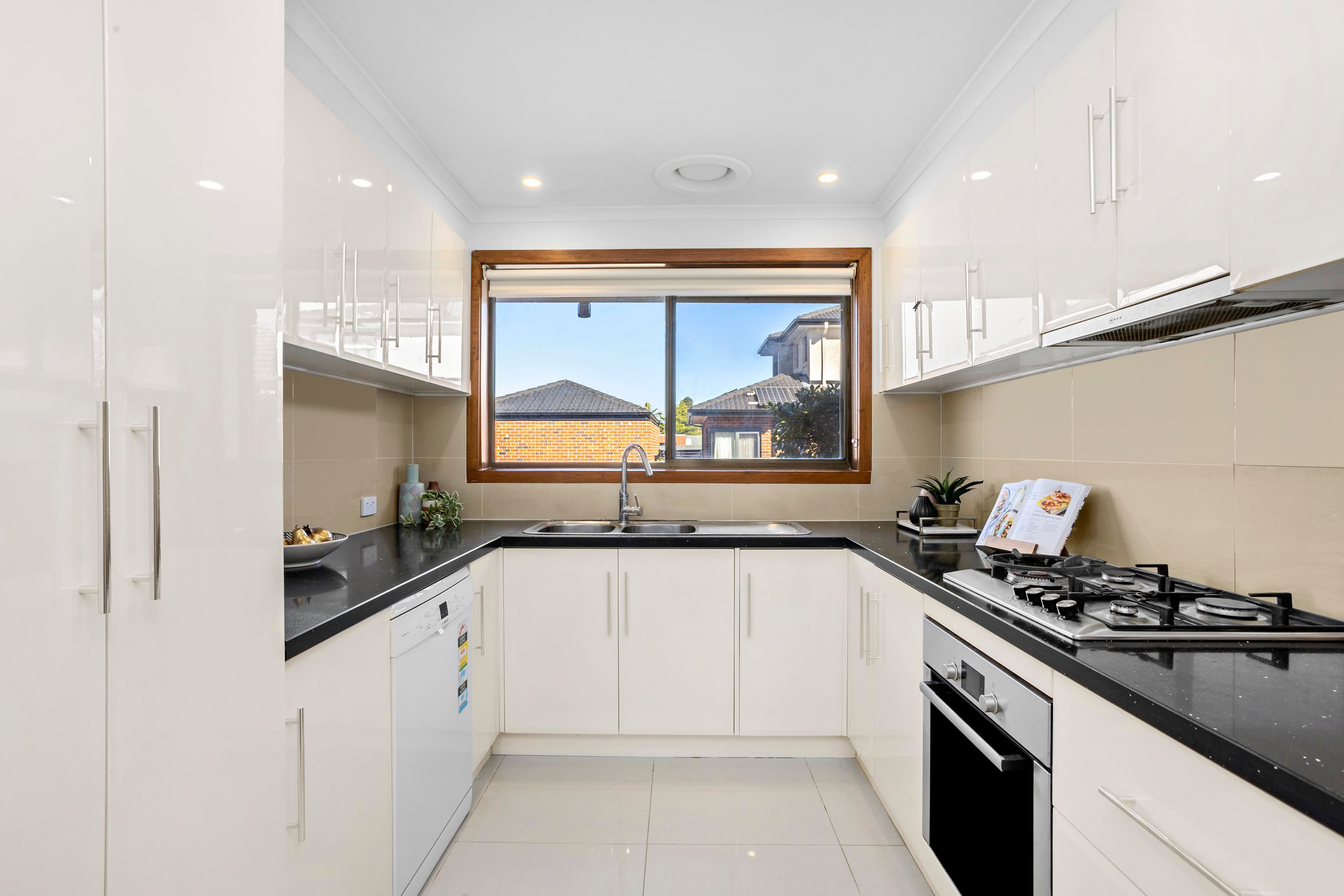 33-35 Darling Street, Hughesdale VIC 3166, Hughesdale - Thumbnail 4
