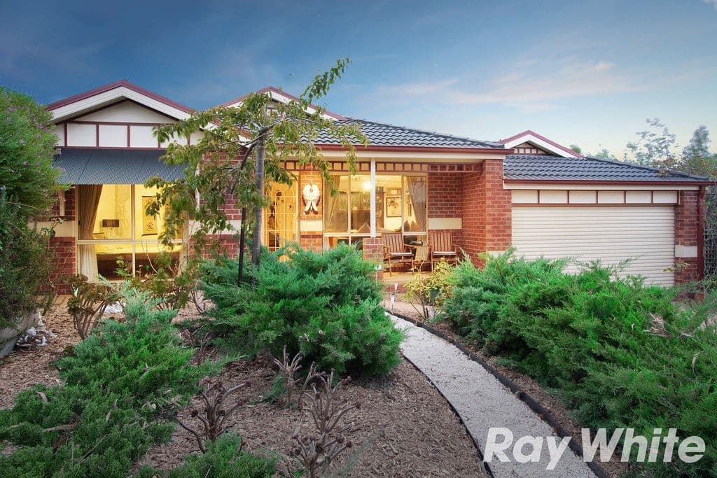 12 Kristina Court, Pakenham VIC 3810, Pakenham - Thumbnail 2