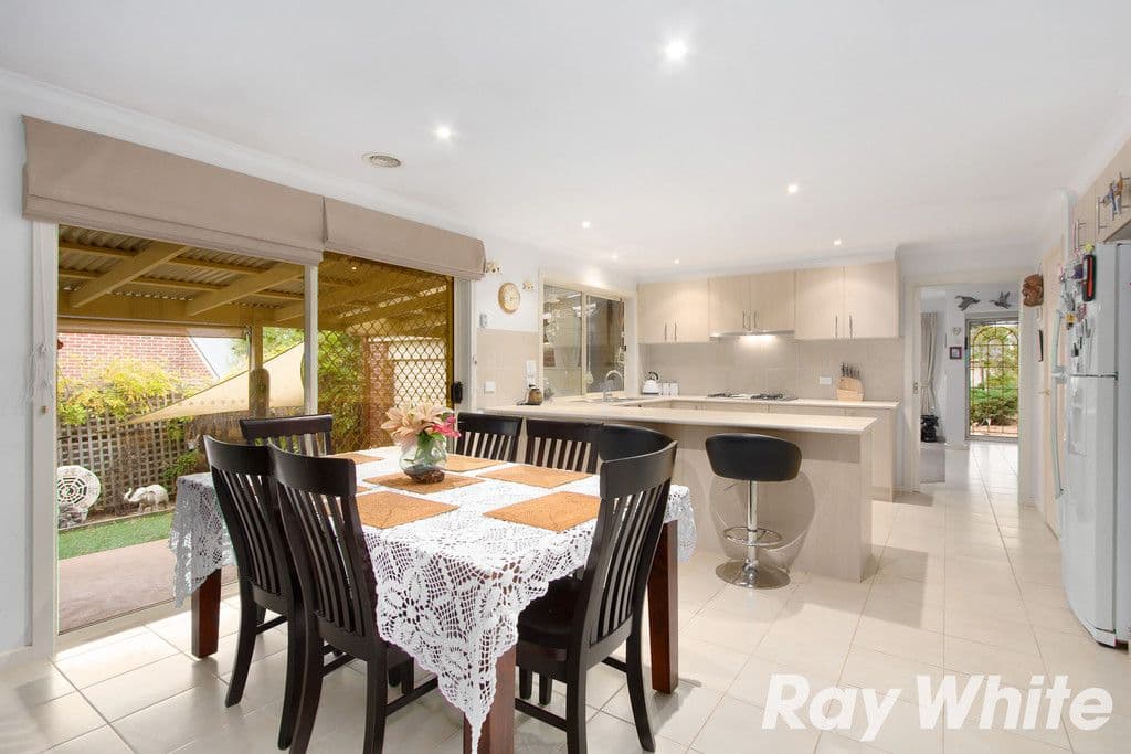 12 Kristina Court, Pakenham VIC 3810, Pakenham - Thumbnail 7