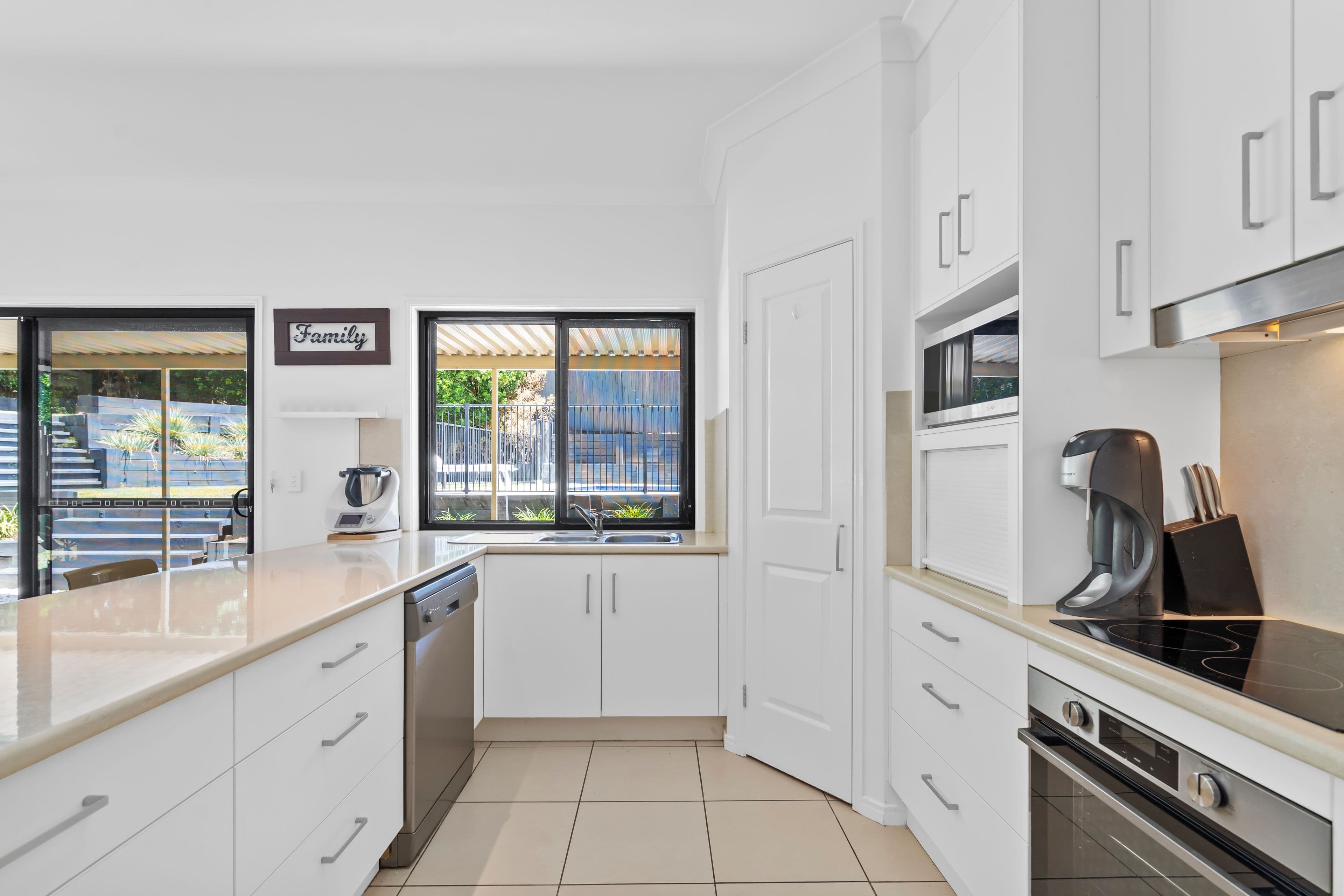 5 Dalrymple Close, Waterford QLD 4133, Waterford - Thumbnail 3