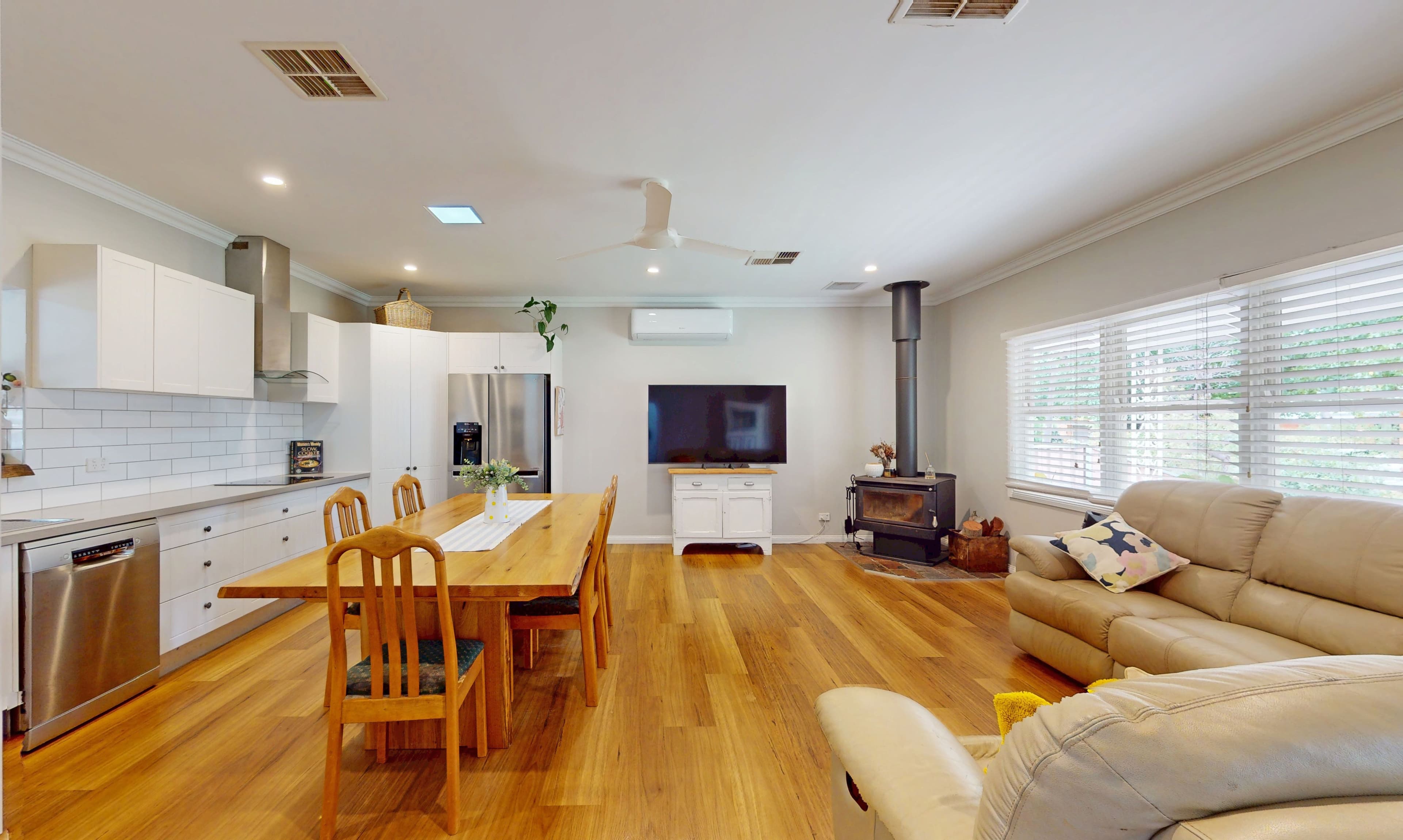 15 Roycox Crescent, Dubbo NSW 2830, Dubbo - Thumbnail 3