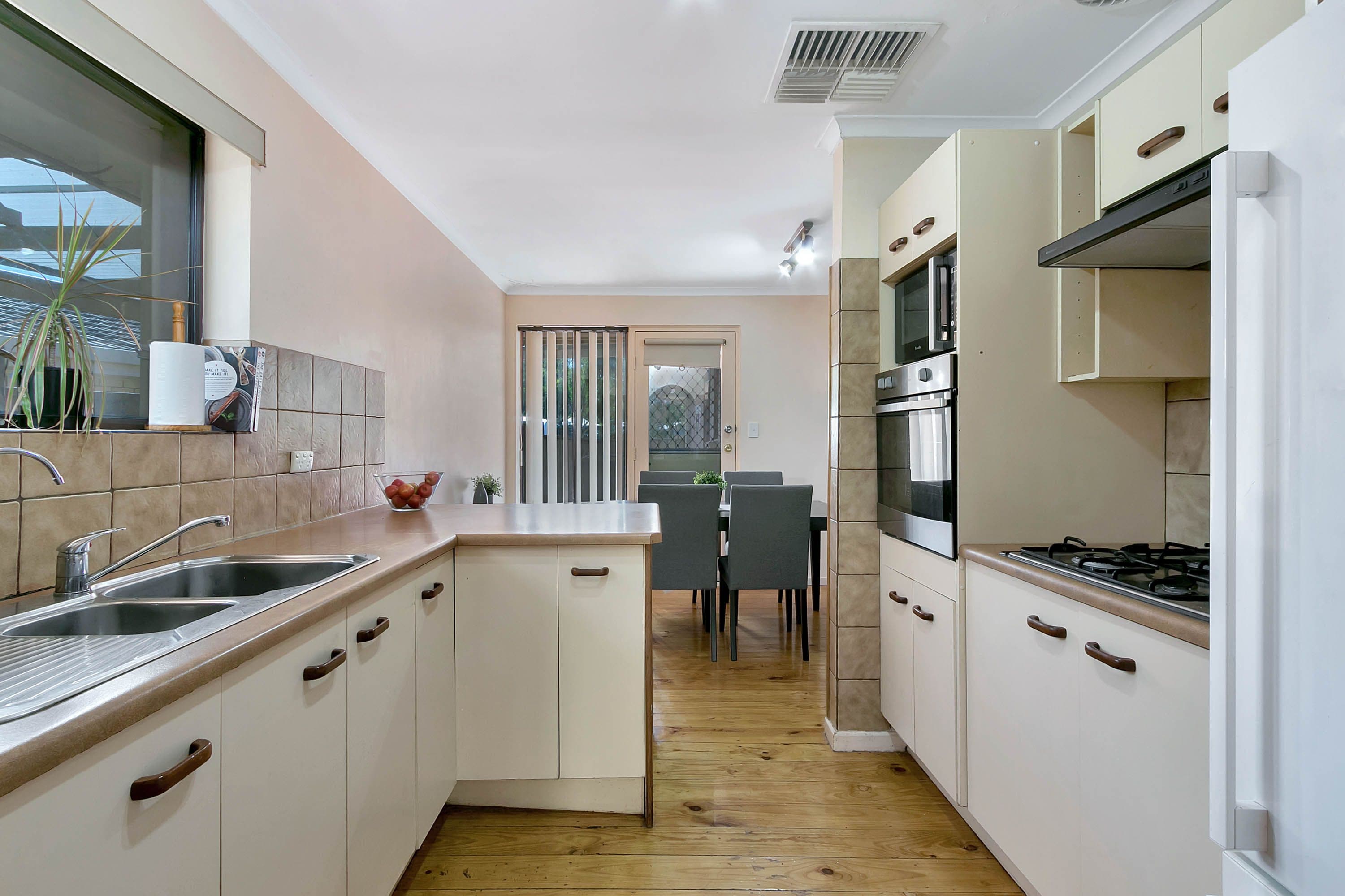 12 McEwin Avenue, Redwood Park SA 5097, Redwood Park - Thumbnail 5