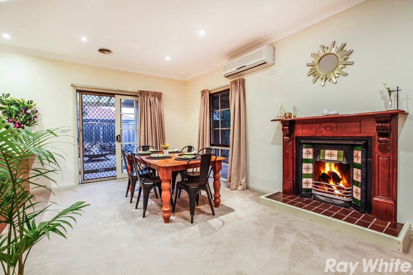 60 Hinkler Drive, Mill Park VIC 3082, Mill Park - Thumbnail 2