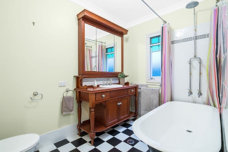 28  Coronation Street, BARDON QLD 4065, Bardon - Thumbnail 7