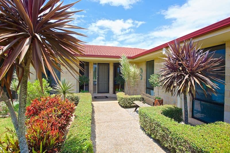 3 Syracuse Street, REDLAND BAY QLD 4165, Redland Bay - Thumbnail 2