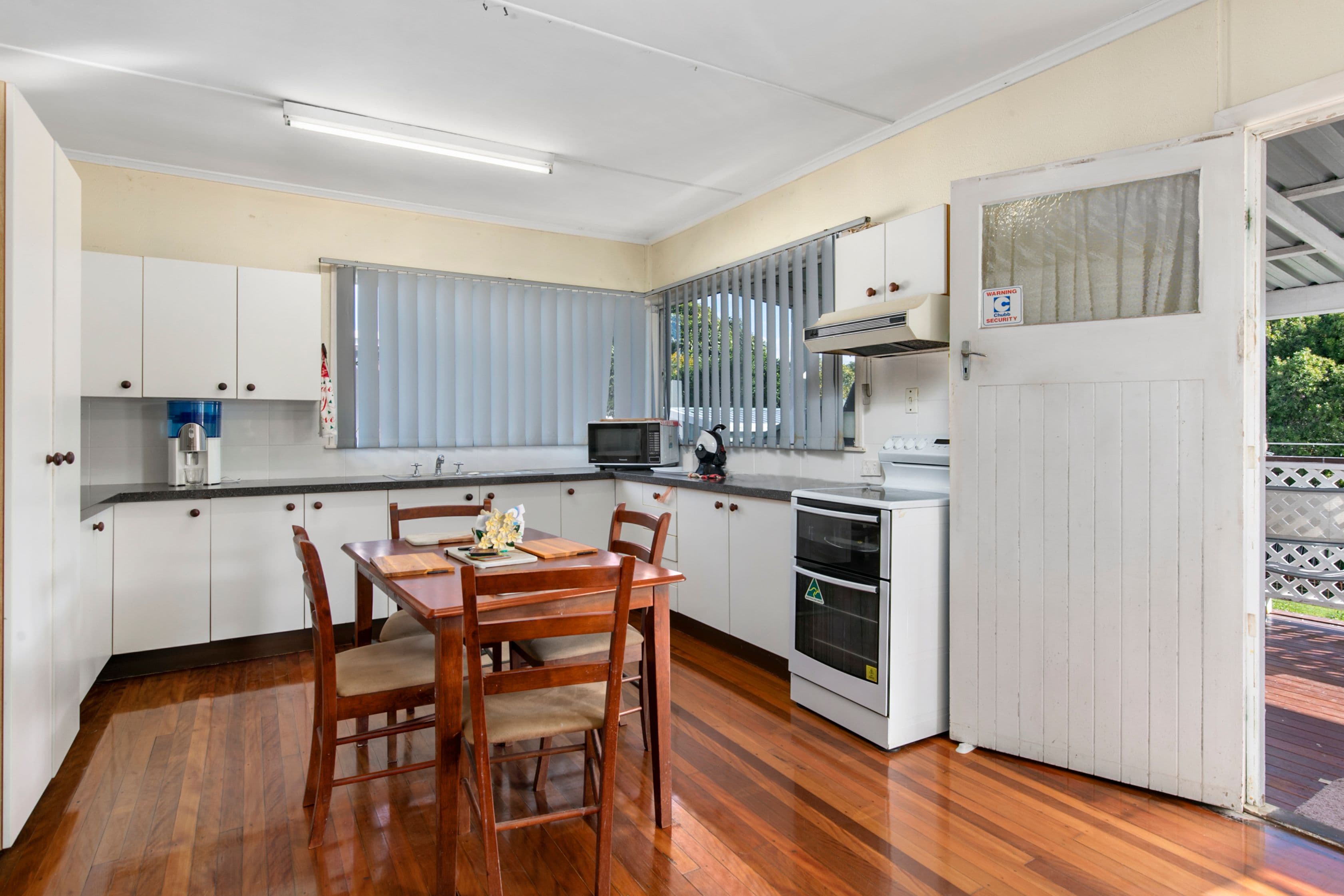 18 Blackwell Street, Tingalpa QLD 4173, Tingalpa - Thumbnail 2