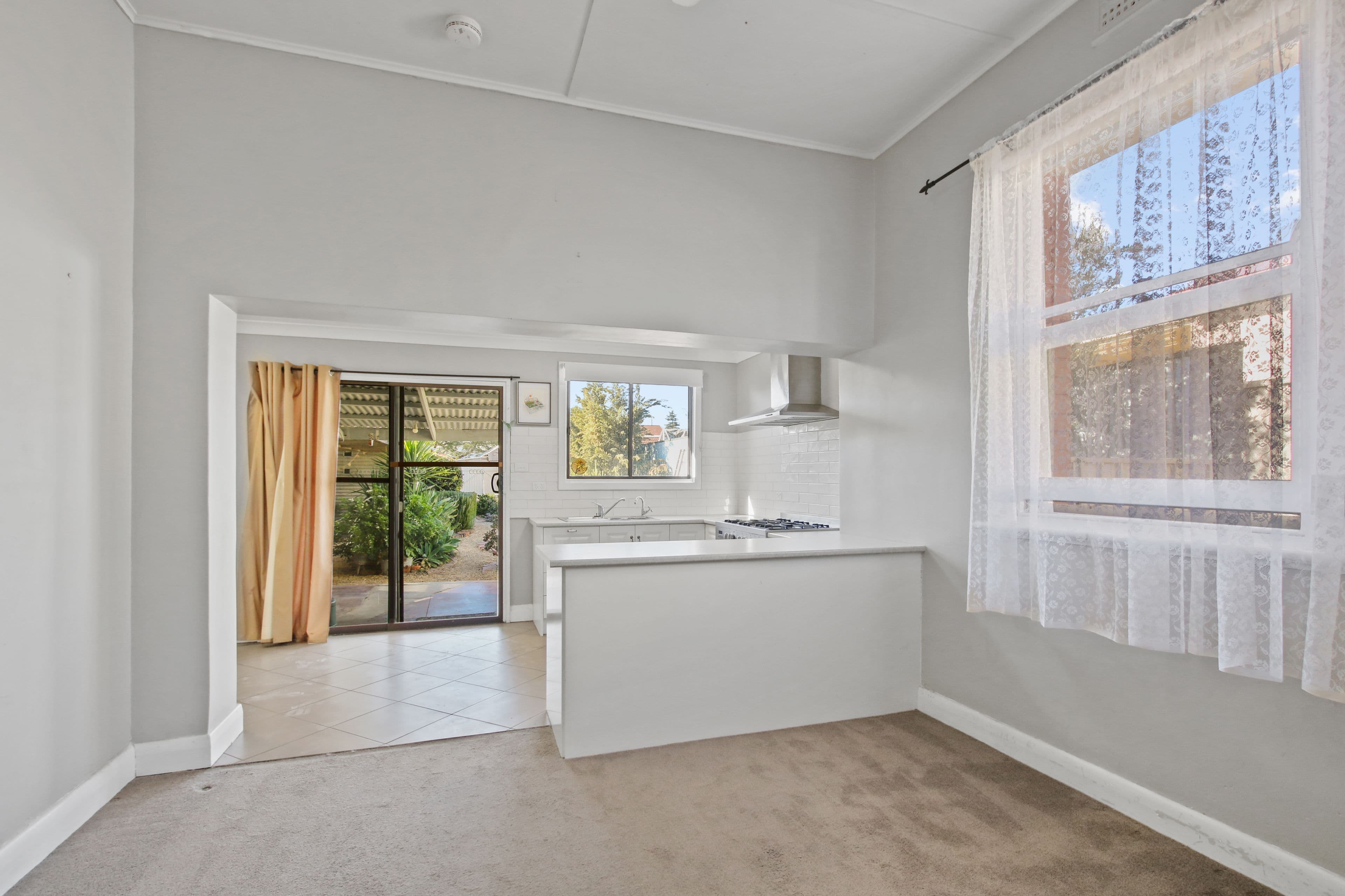 8 Kirby Street, Waikerie SA 5330, Waikerie - Thumbnail 5