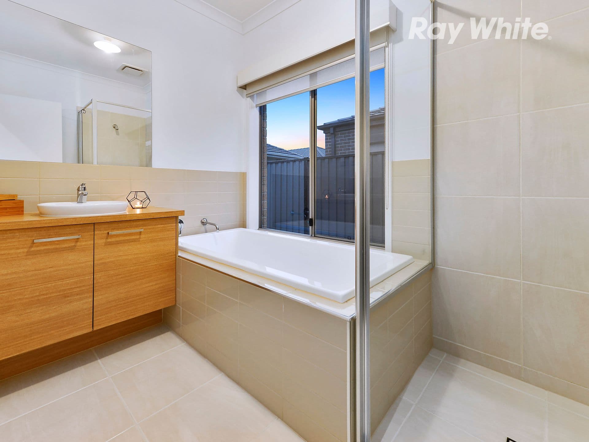 3 Woodgrove Street, Craigieburn VIC 3064, Craigieburn - Thumbnail 8