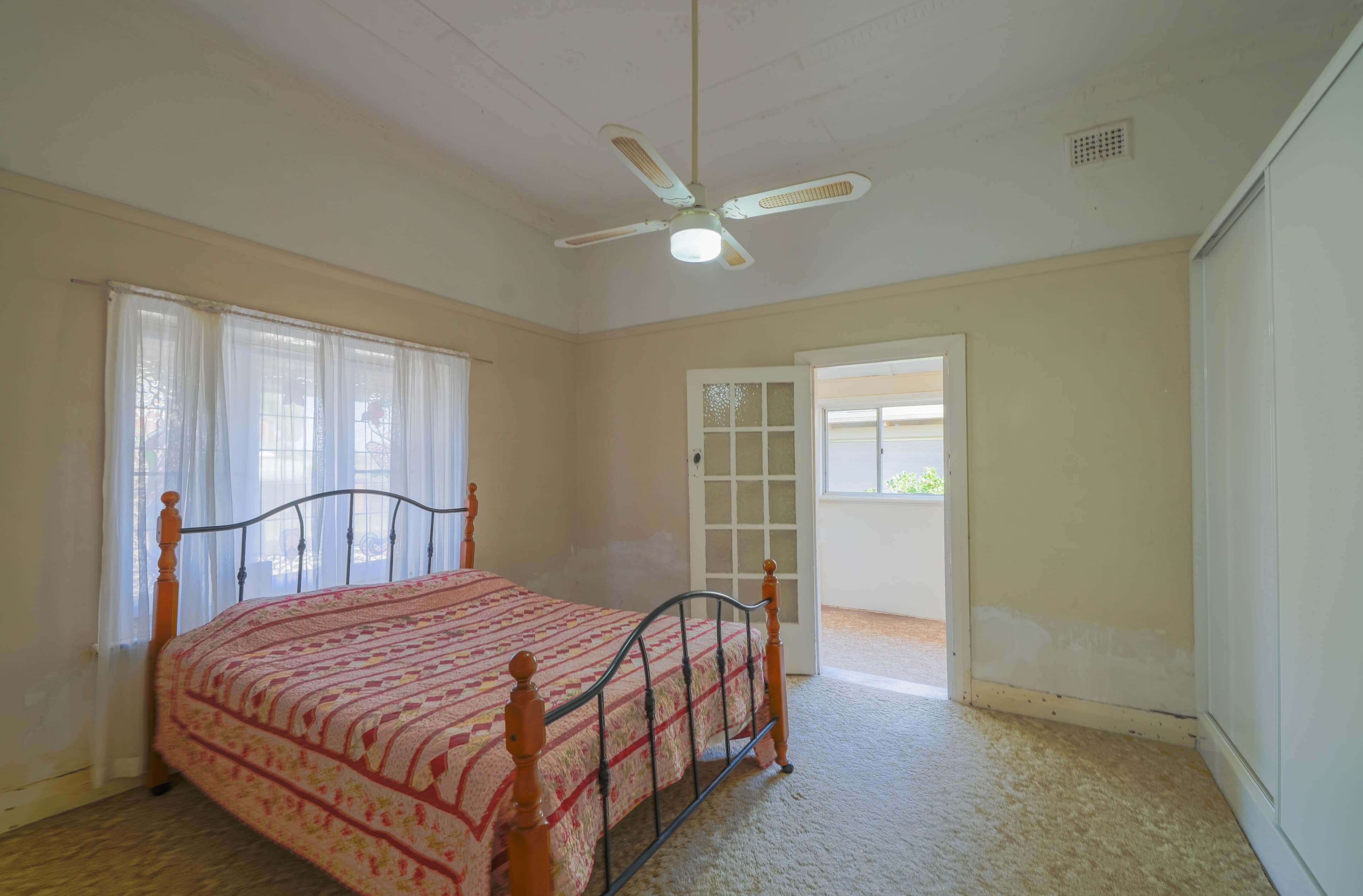 12 Thurlstone Street, Parkes NSW 2870, Parkes - Thumbnail 2