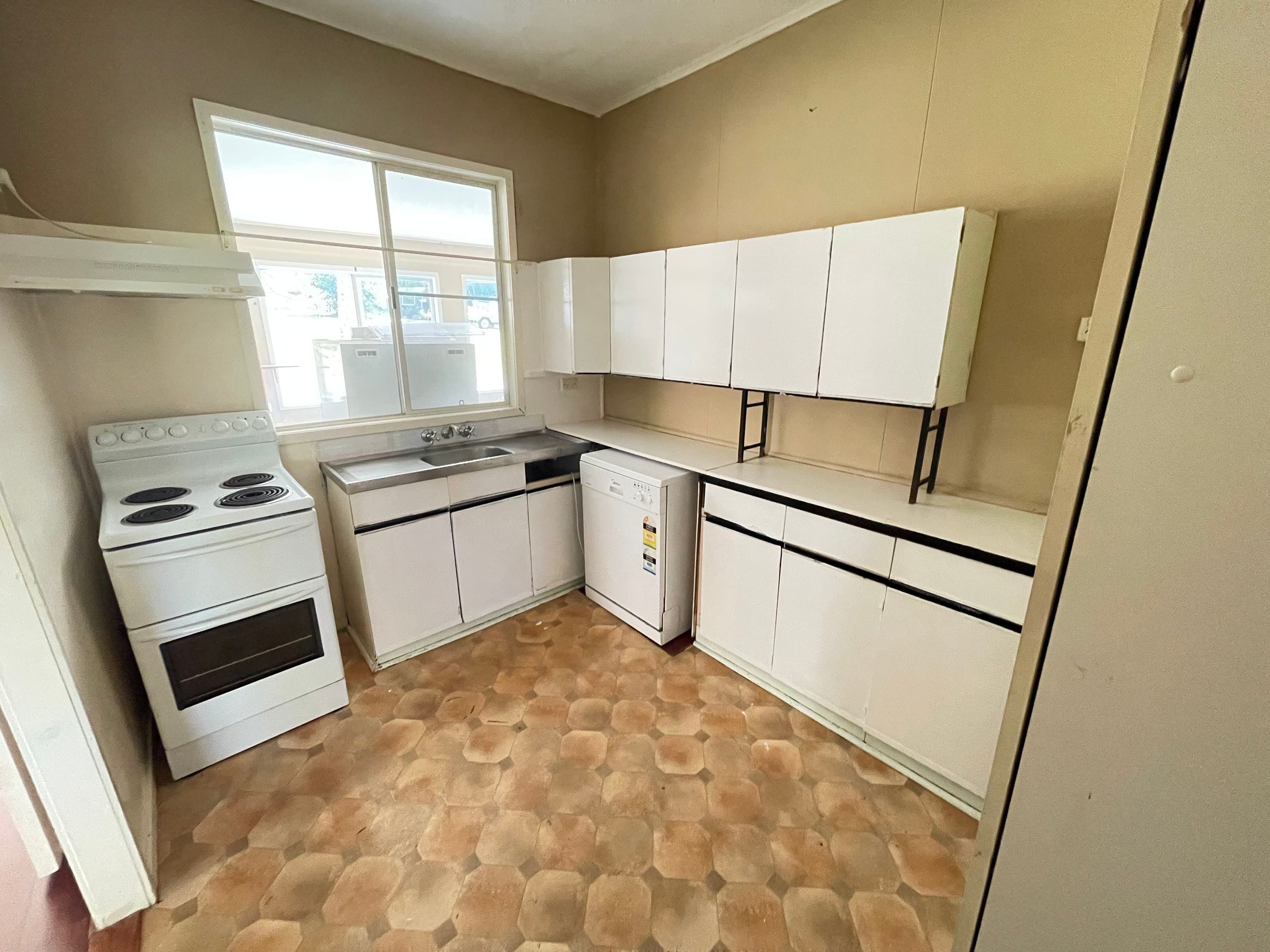 96 Range Road, Sarina QLD 4737, Sarina - Thumbnail 6