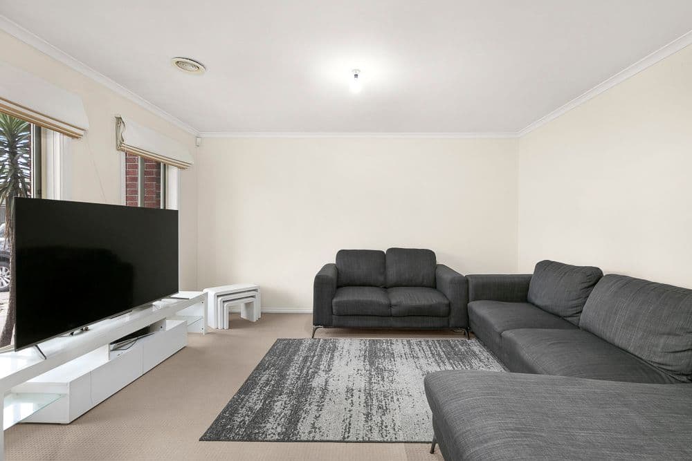 38 Spence Avenue, Roxburgh Park VIC 3064, Roxburgh Park - Thumbnail 3