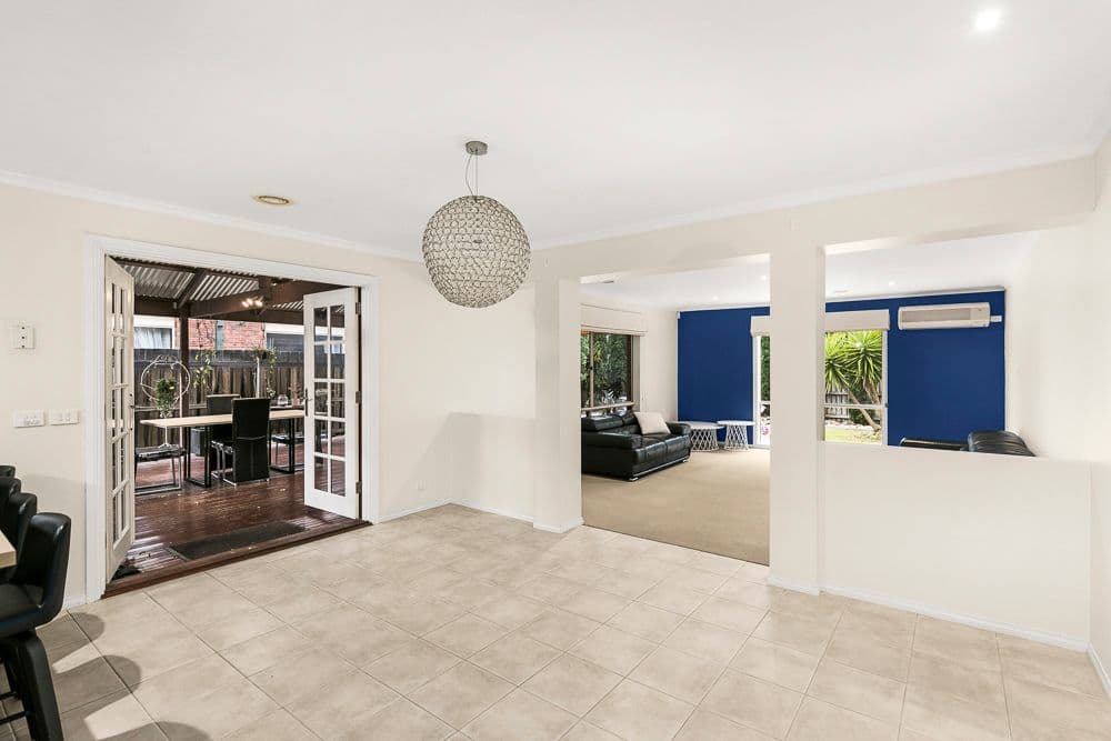38 Spence Avenue, Roxburgh Park VIC 3064, Roxburgh Park - Thumbnail 4