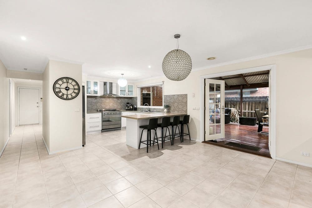 38 Spence Avenue, Roxburgh Park VIC 3064, Roxburgh Park - Thumbnail 5