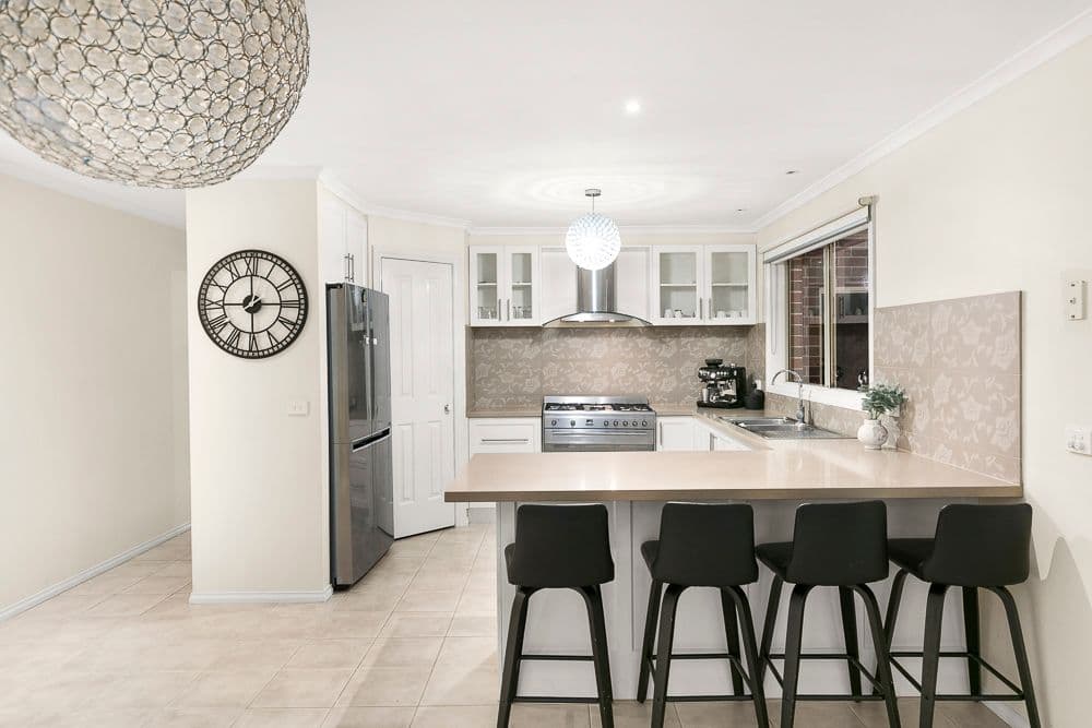 38 Spence Avenue, Roxburgh Park VIC 3064, Roxburgh Park - Thumbnail 6