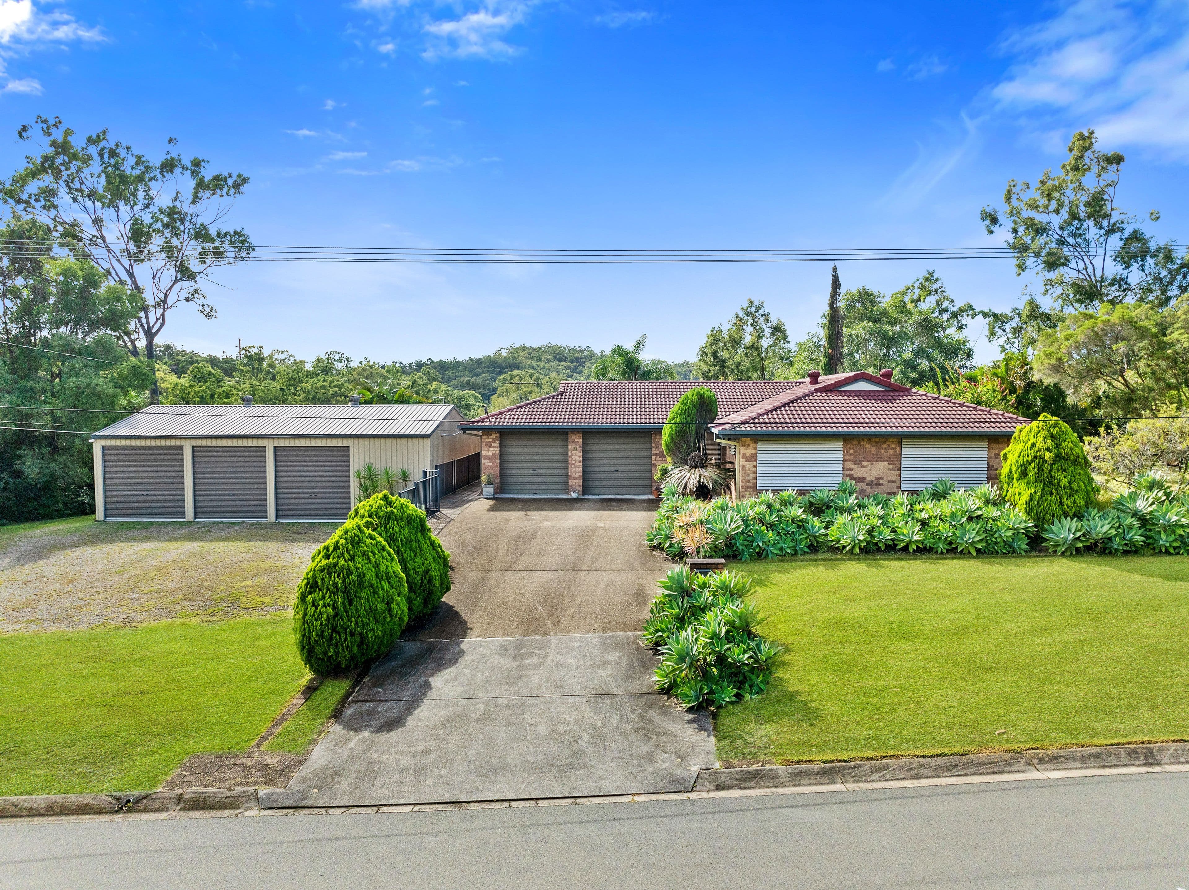 11 Janine Drive, Bahrs Scrub QLD 4207, Bahrs Scrub - Image 1