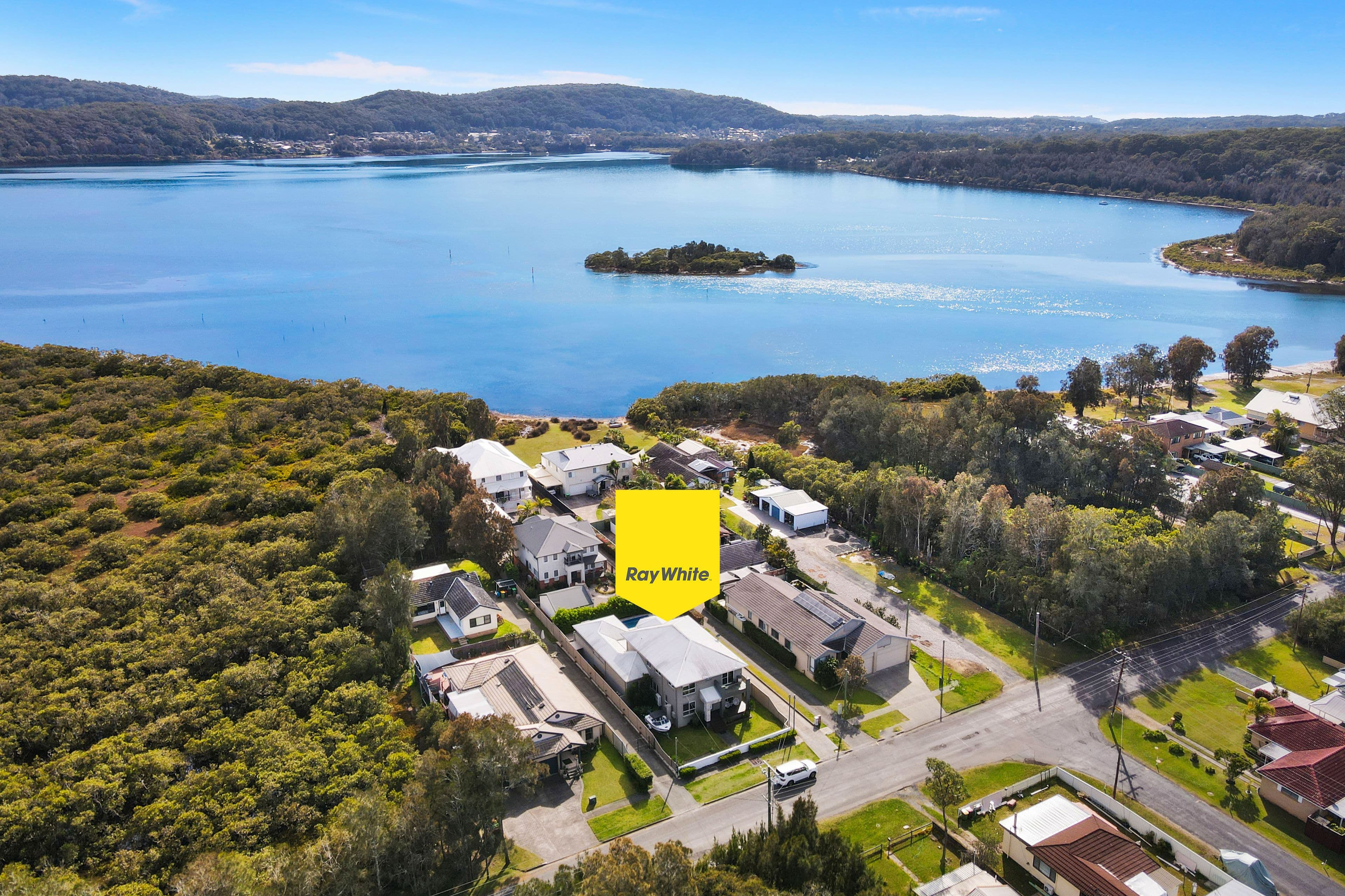 24 Kincumber Crescent, Davistown NSW 2251, Davistown - Thumbnail 2