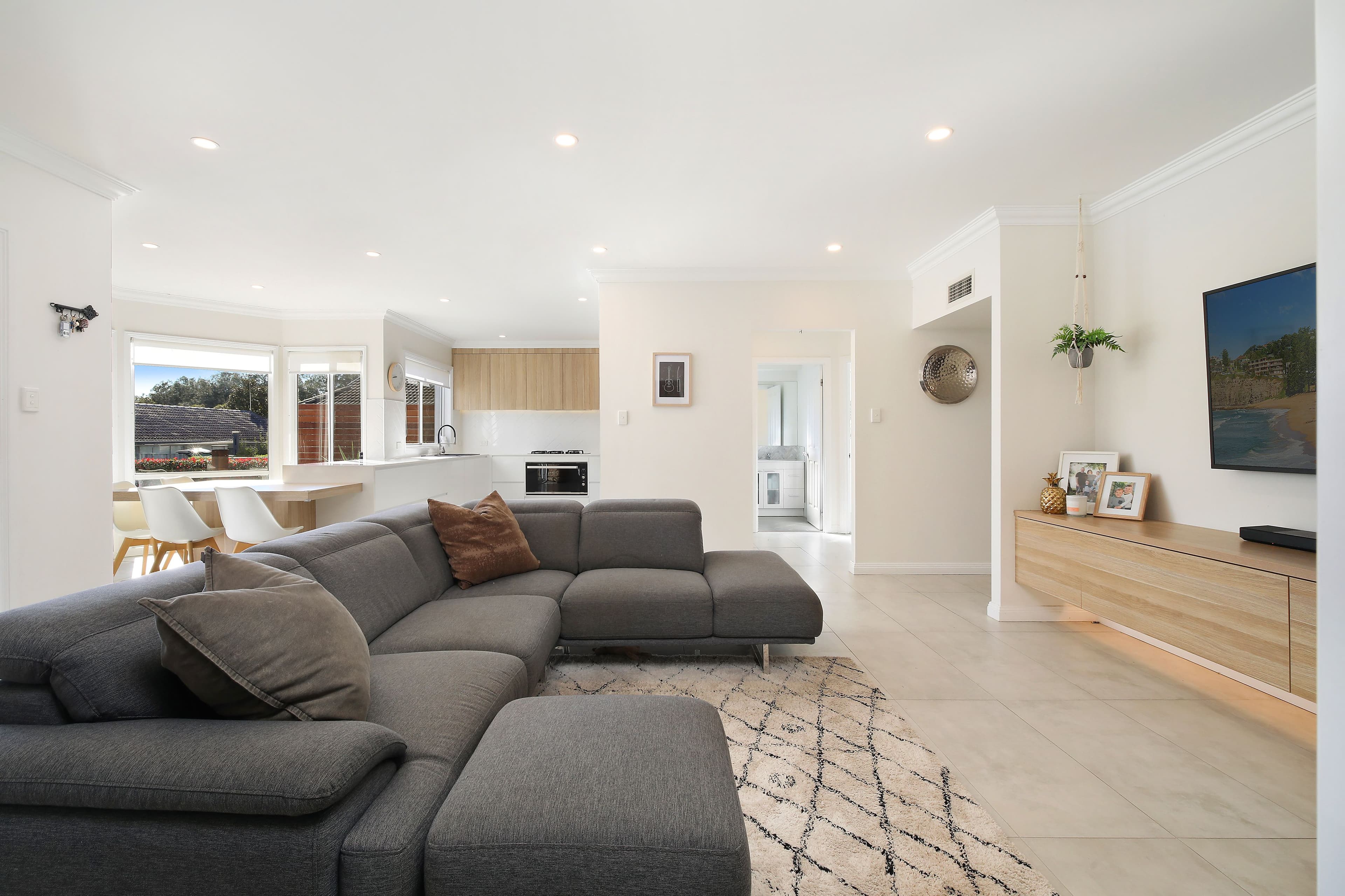 24 Kincumber Crescent, Davistown NSW 2251, Davistown - Thumbnail 4