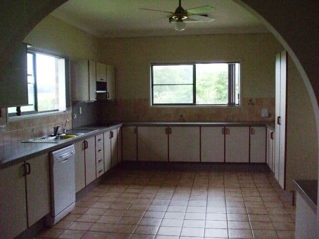 65 Fulton Drive, BEMERSIDE QLD 4850, Bemerside - Thumbnail 4