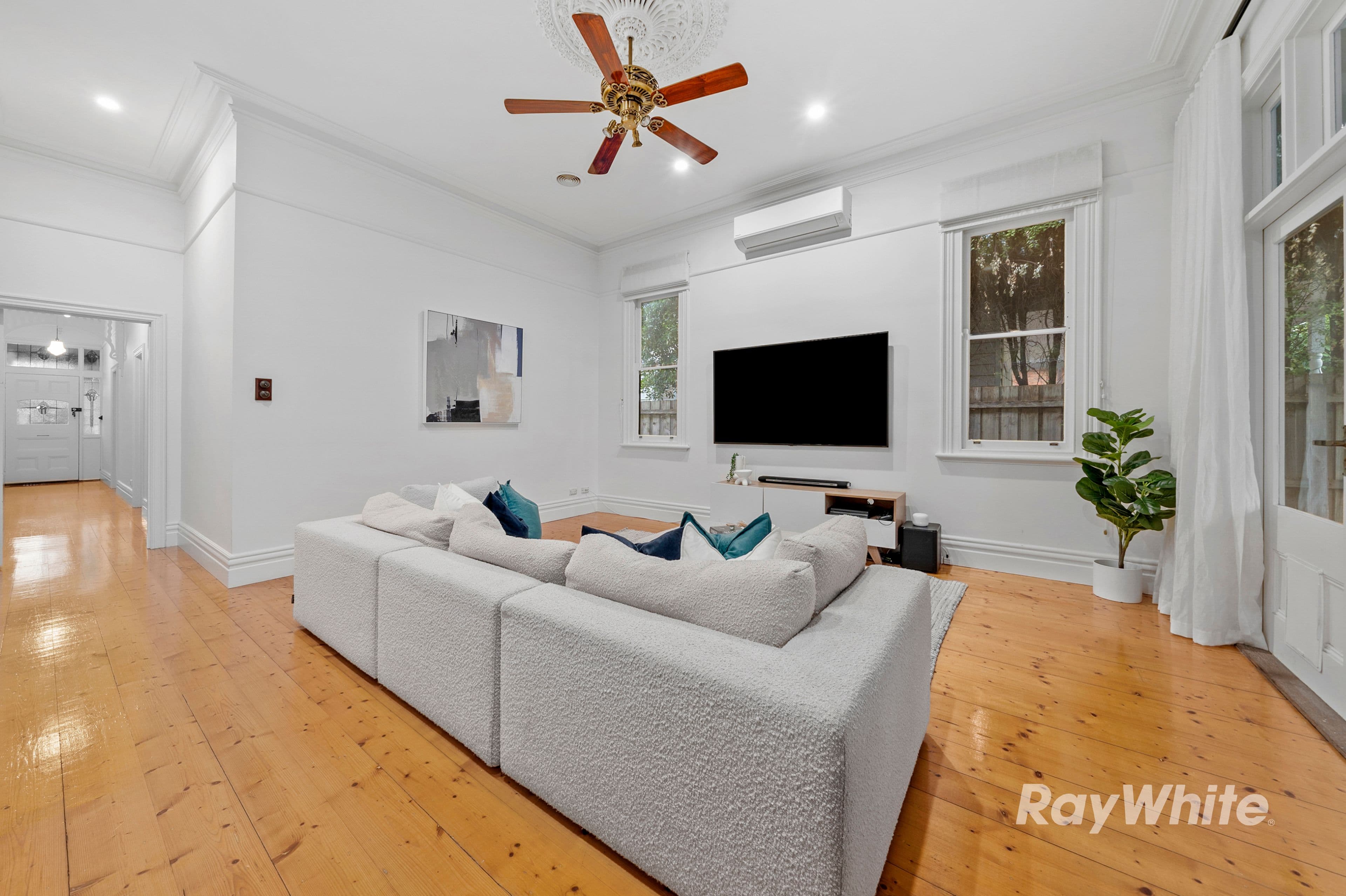 19 Tranmere Avenue, Carnegie VIC 3163, Carnegie - Thumbnail 2