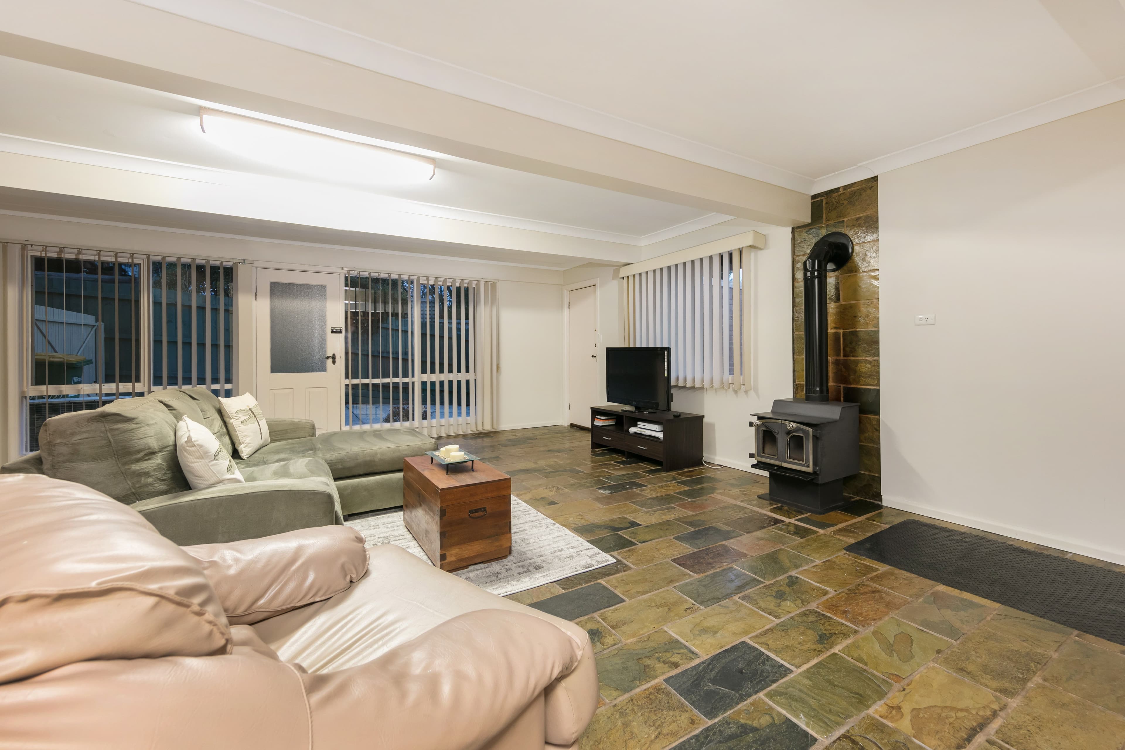 99 McMahons Road, Frankston VIC 3199, Frankston - Thumbnail 4