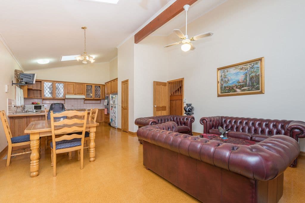 14 Ripley Street, OAKLEIGH SOUTH VIC 3167, Oakleigh South - Thumbnail 2