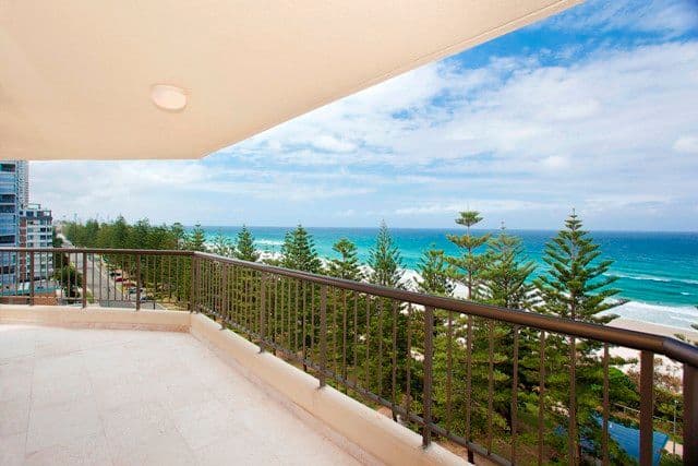 164 The Esplanade, BURLEIGH HEADS QLD 4220, Burleigh Heads - Thumbnail 2