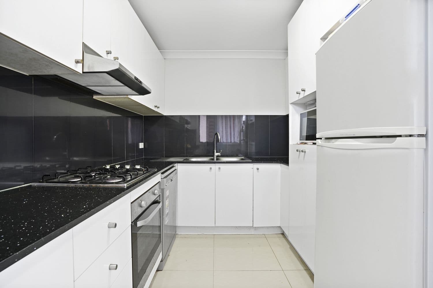 14-16 Ramona Street, Quakers Hill NSW 2763, Quakers Hill - Thumbnail 4