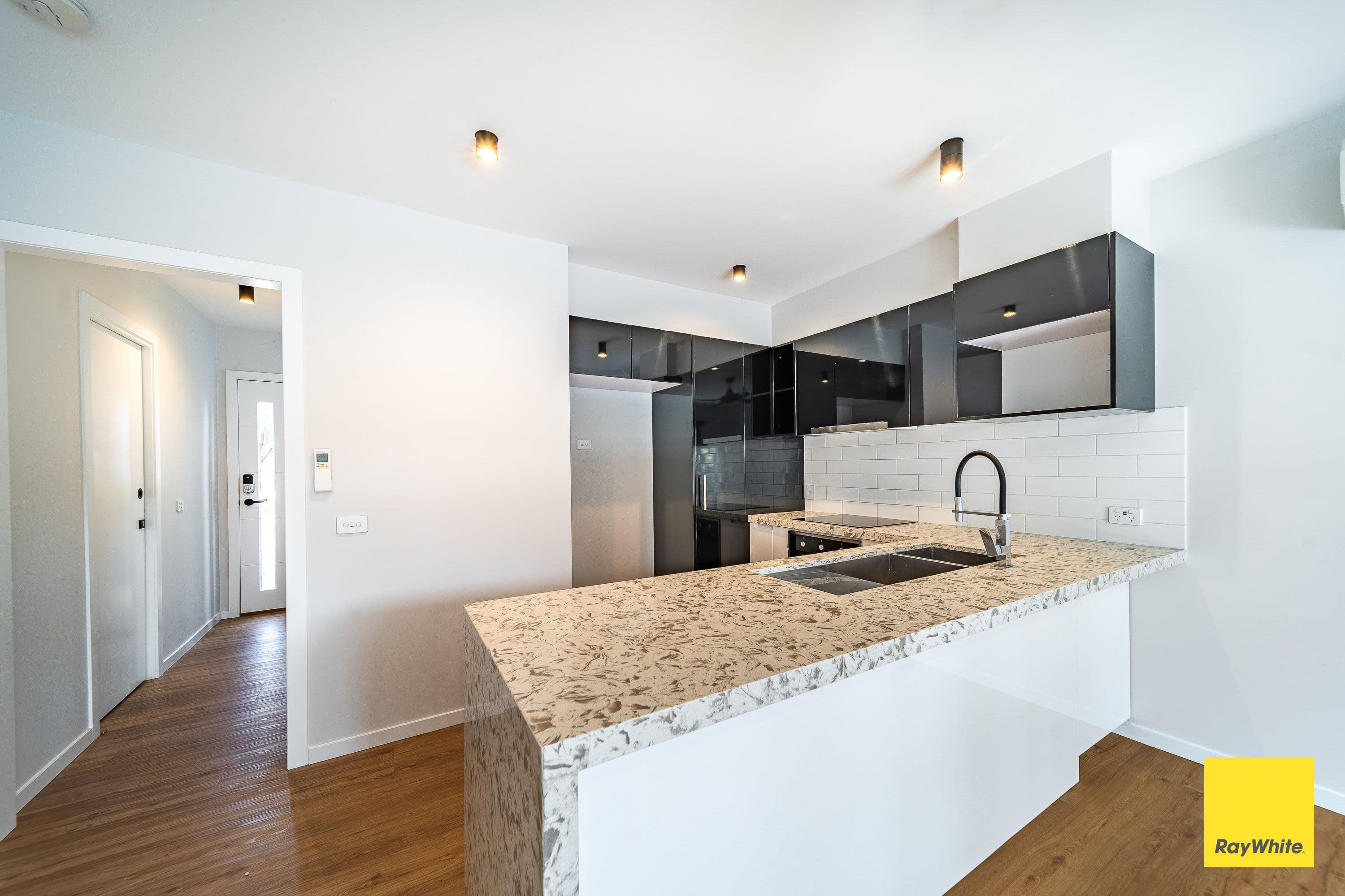 9 Towers Street, FLORA HILL VIC 3550, Flora Hill - Thumbnail 2