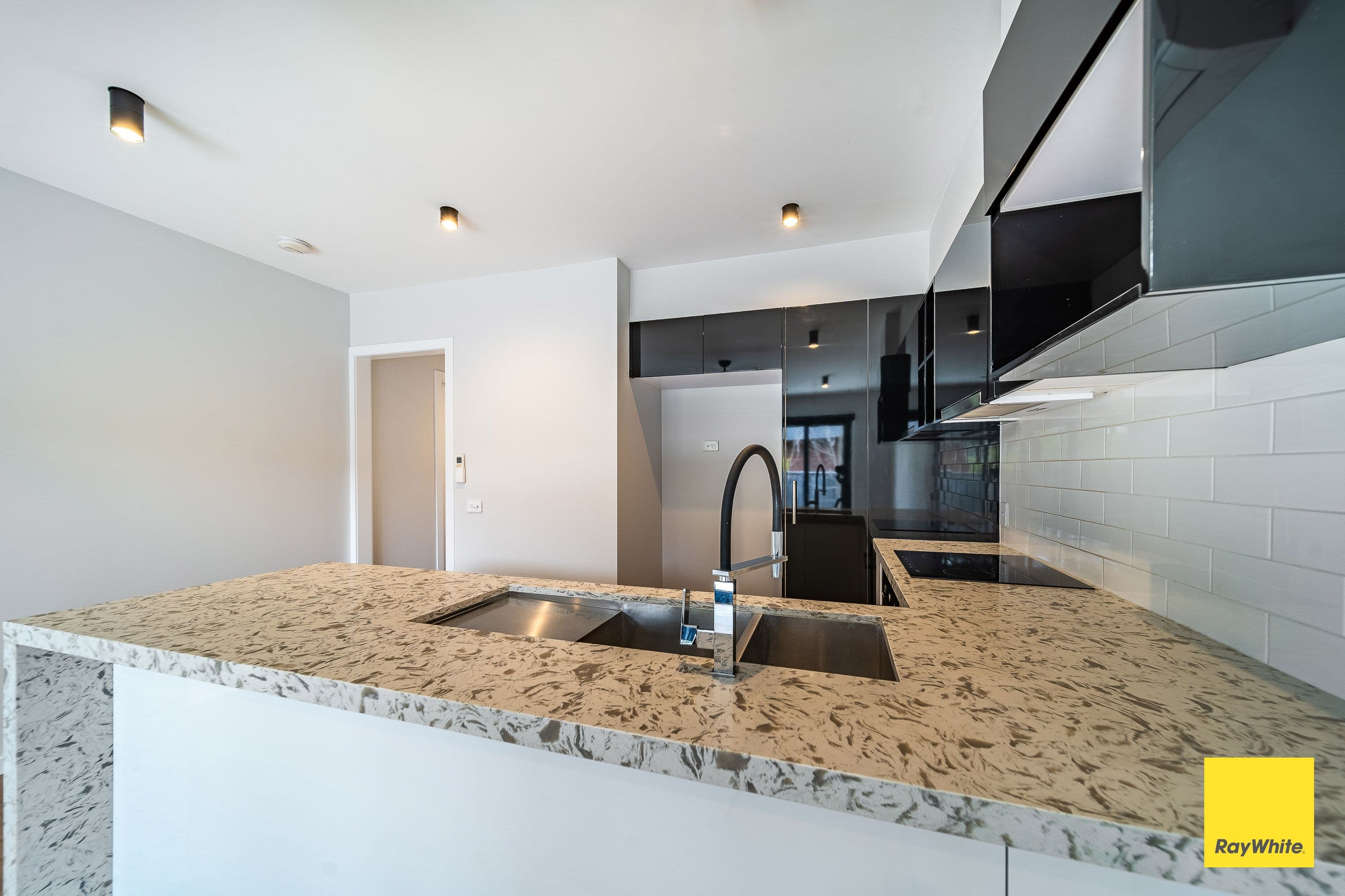 9 Towers Street, FLORA HILL VIC 3550, Flora Hill - Thumbnail 3