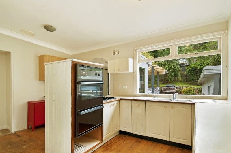 37 Albatross Road, BERKELEY VALE NSW 2261, Berkeley Vale - Thumbnail 2