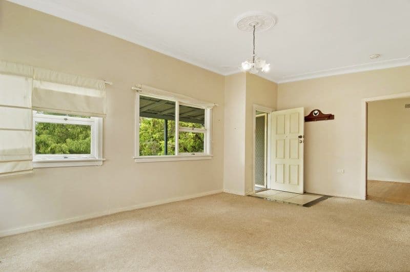 37 Albatross Road, BERKELEY VALE NSW 2261, Berkeley Vale - Thumbnail 3