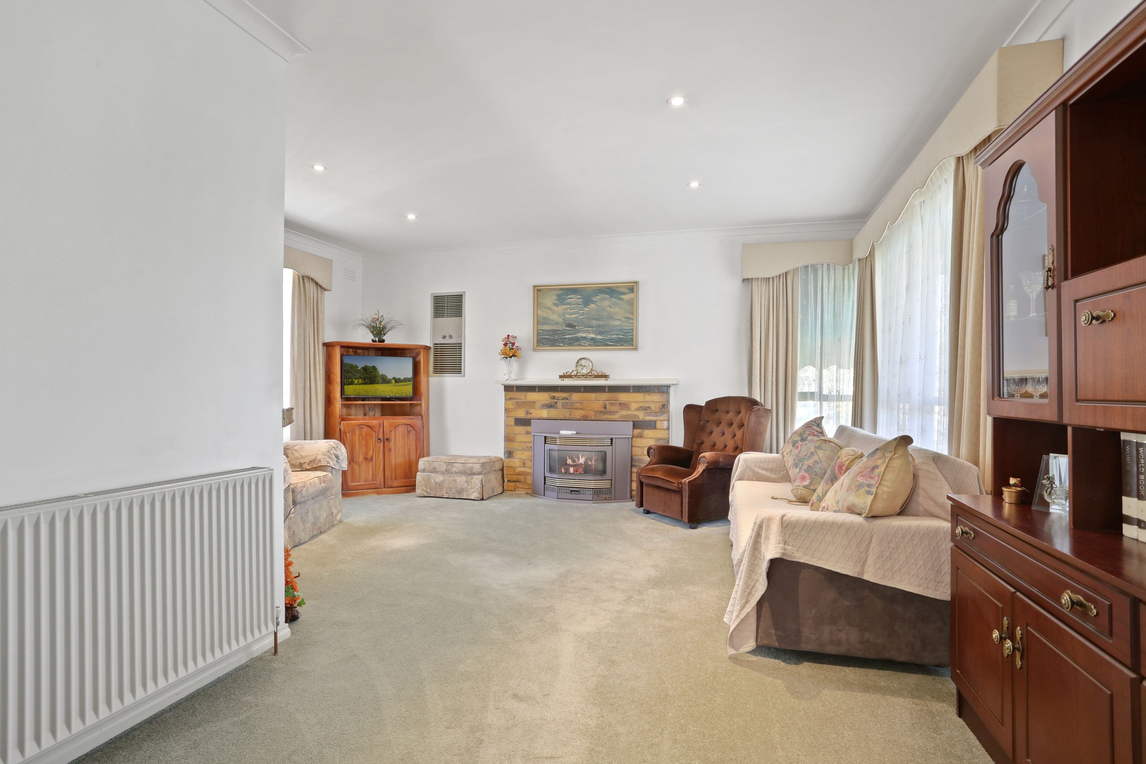 15 Taranto Drive, Noble Park VIC 3174, Noble Park - Thumbnail 3