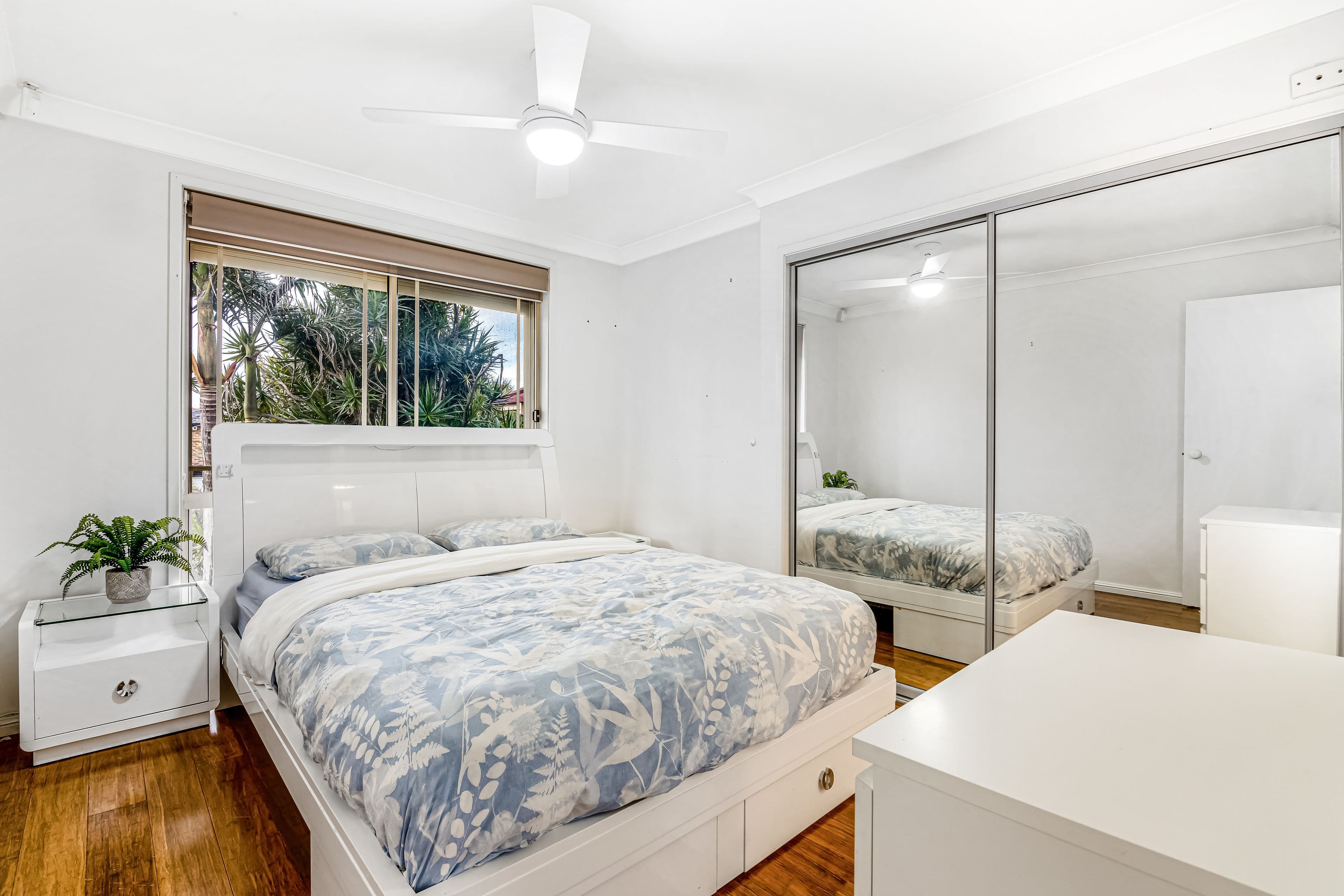 4 Woolgoolga Avenue, Hoxton Park NSW 2171, Hoxton Park - Thumbnail 4