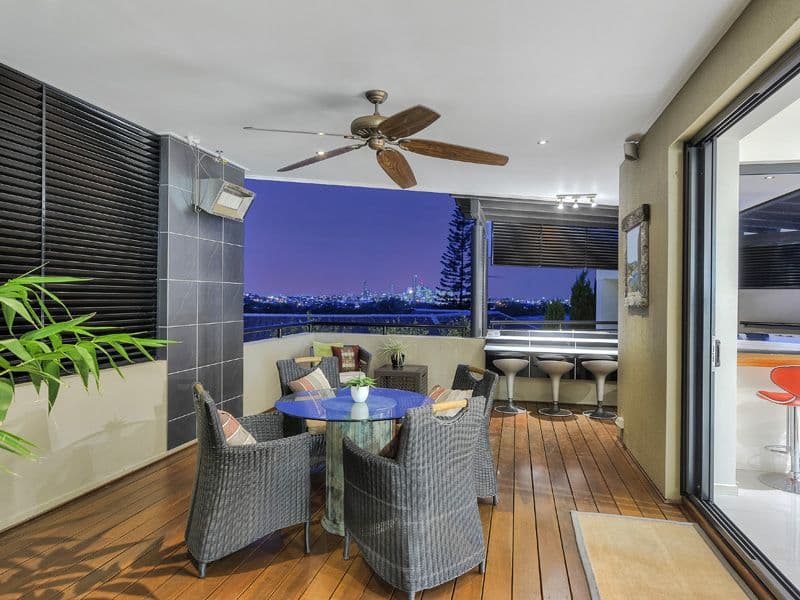 12 Golden Orchid Close, BARDON QLD 4065, Bardon - Thumbnail 5