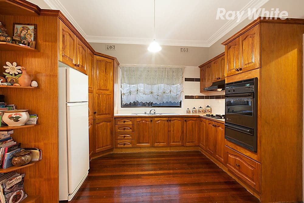 1 Compton Street, Reservoir VIC 3073, Reservoir - Thumbnail 4