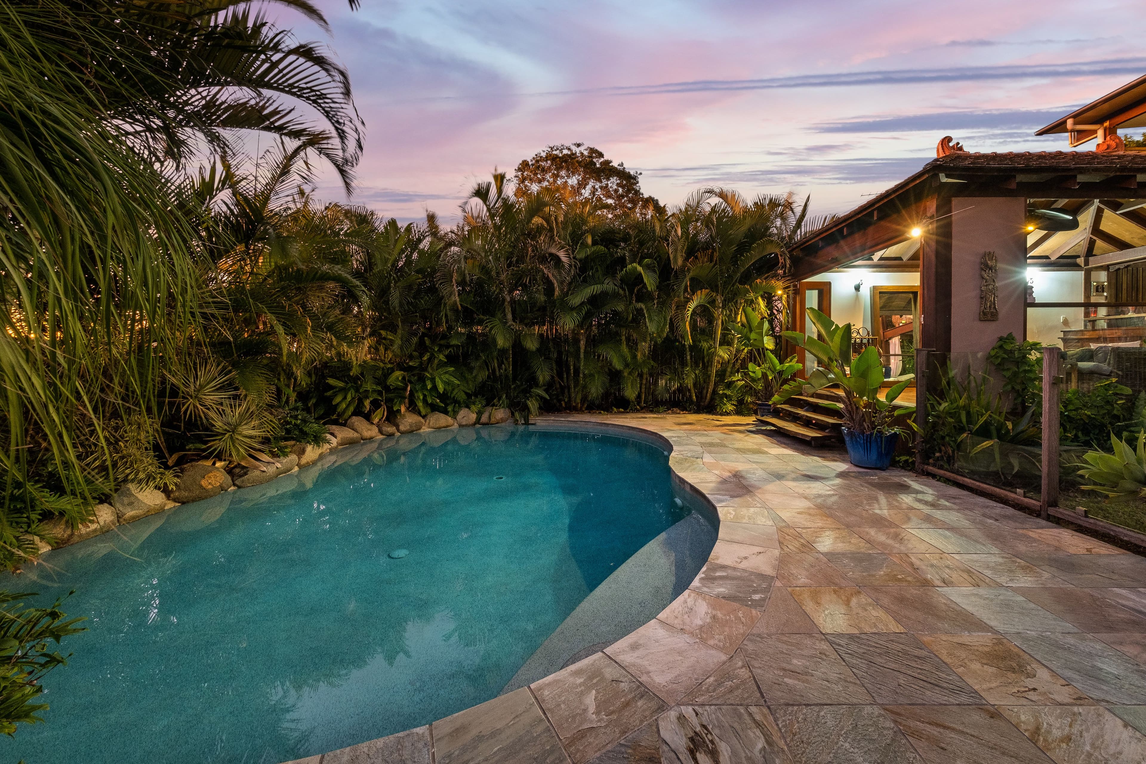19 Hillcroft Street, Mount Gravatt East QLD 4122, Mount Gravatt East - Thumbnail 4